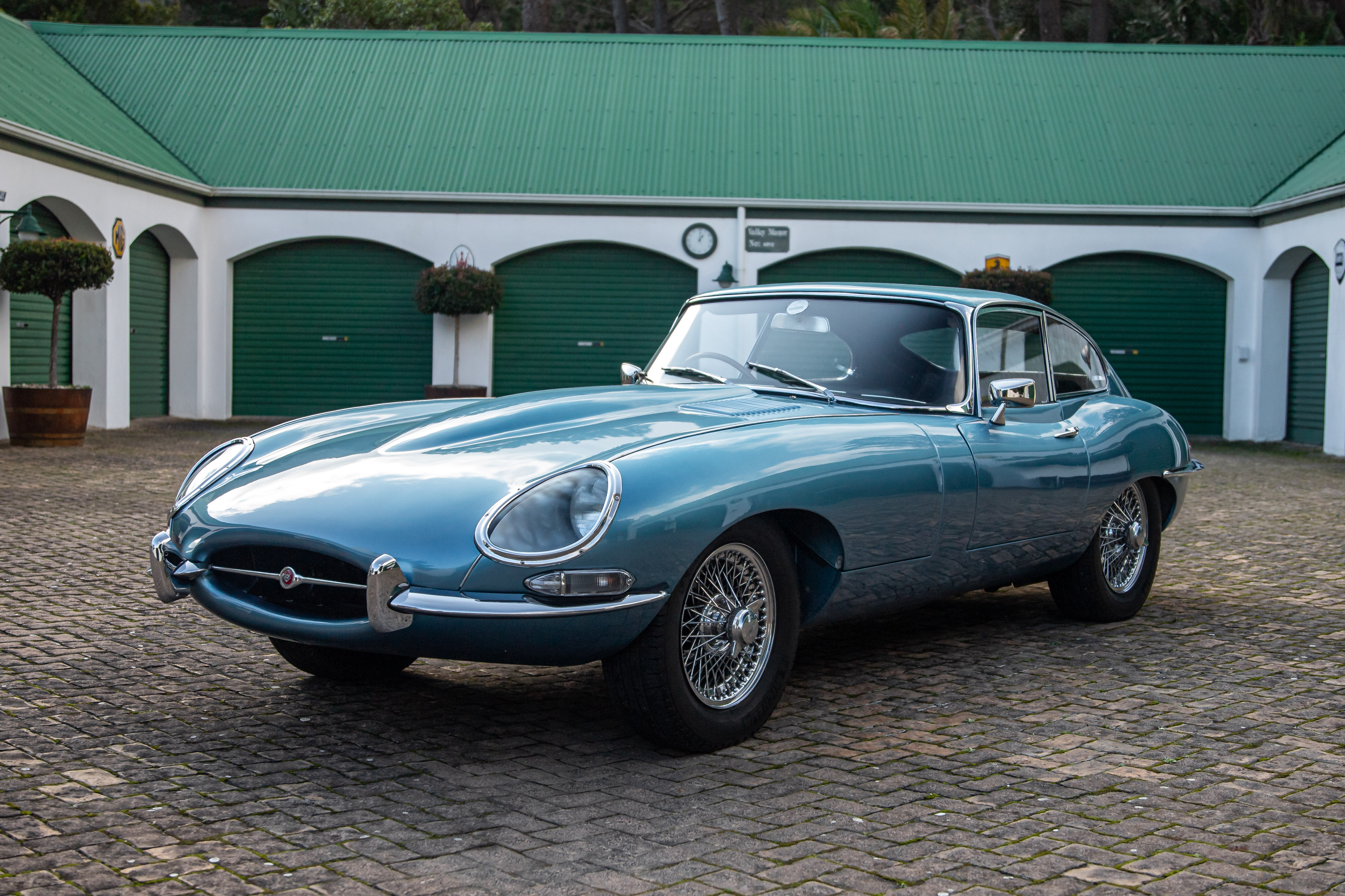 1965 JAGUAR E-TYPE SERIES 1 4.2 FHC