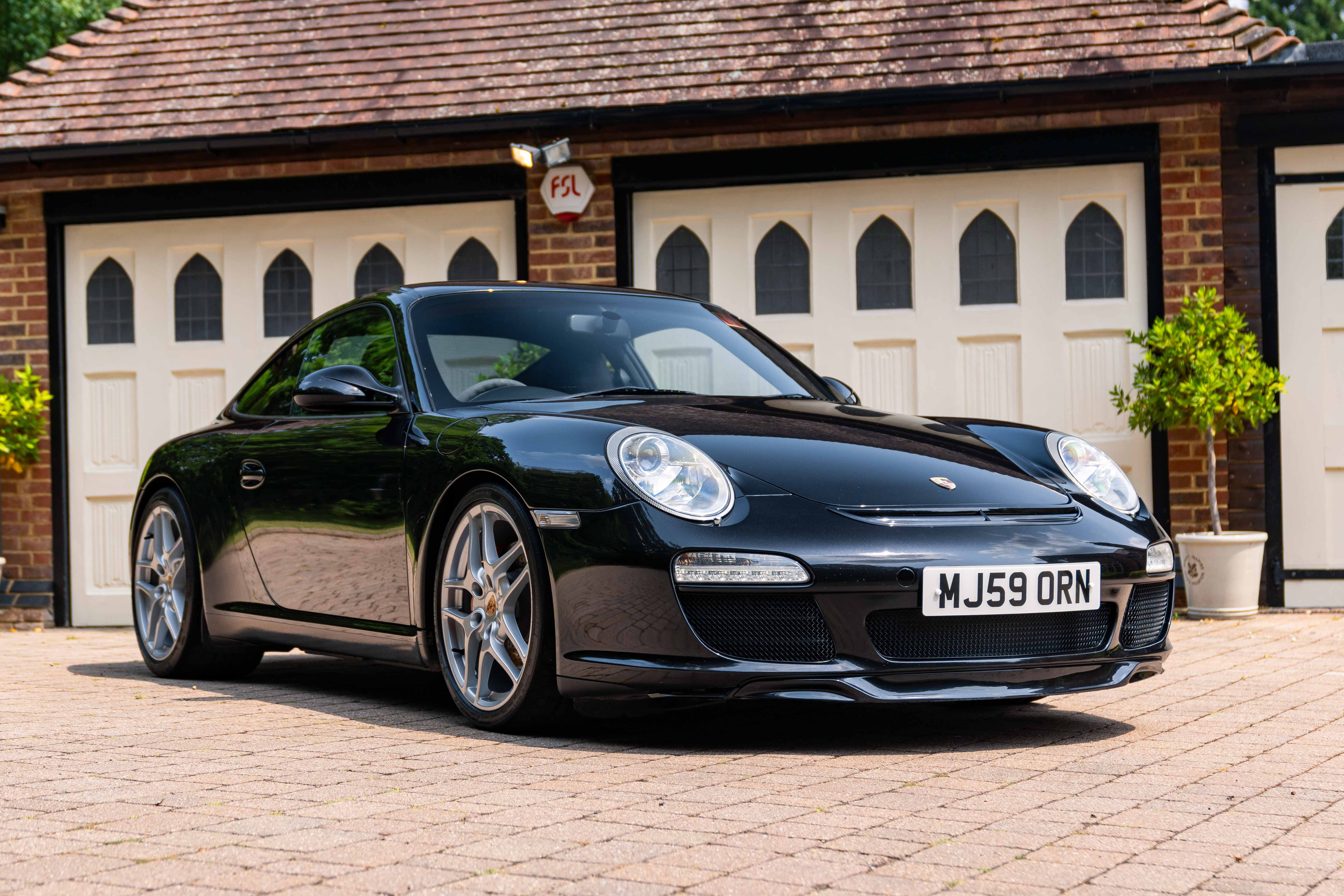 2009 PORSCHE 911 (997.2) CARRERA S - MANUAL