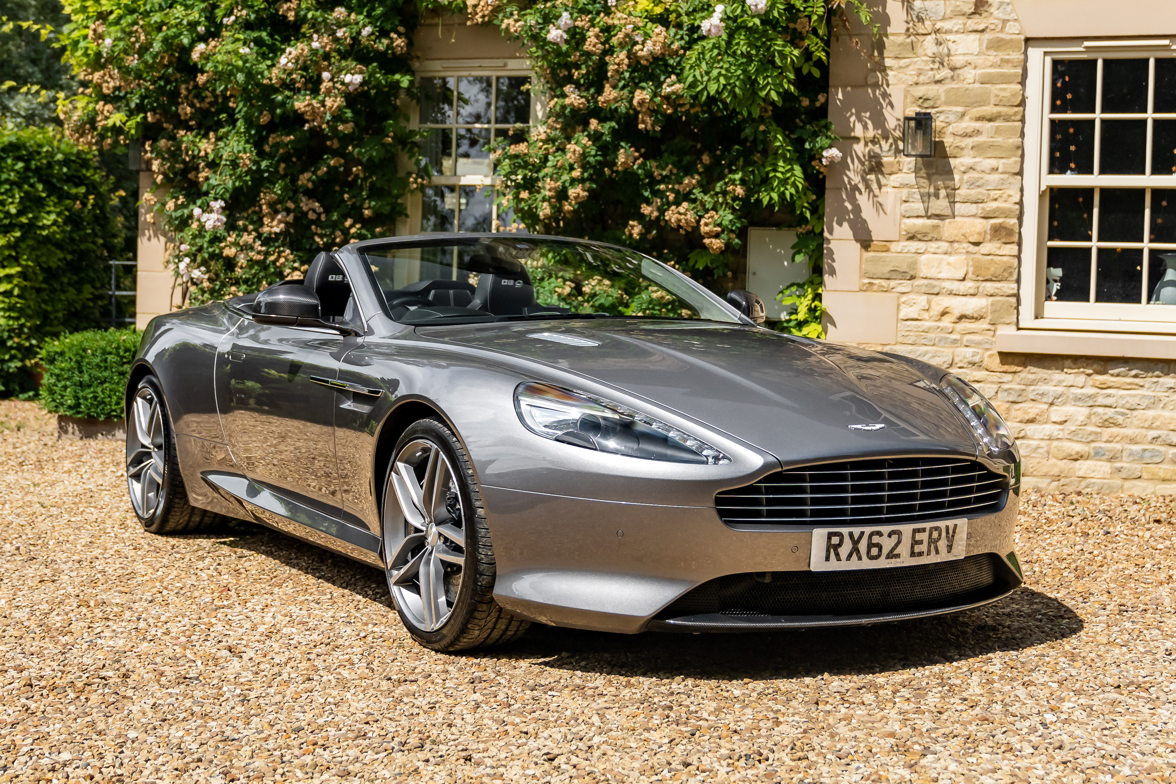 2012 Aston Martin Db9 Convertible