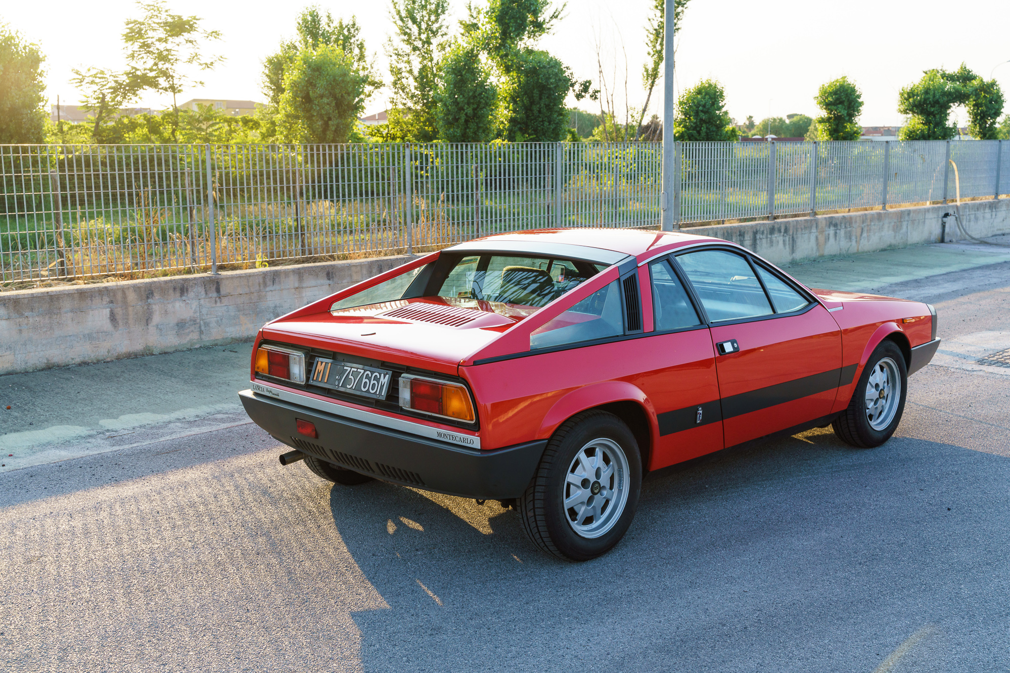 Ventilateur De Moteur Pour Lancia Beta Montecarlo 2.0 - Réf. 092149590040 / 510985, Occasion