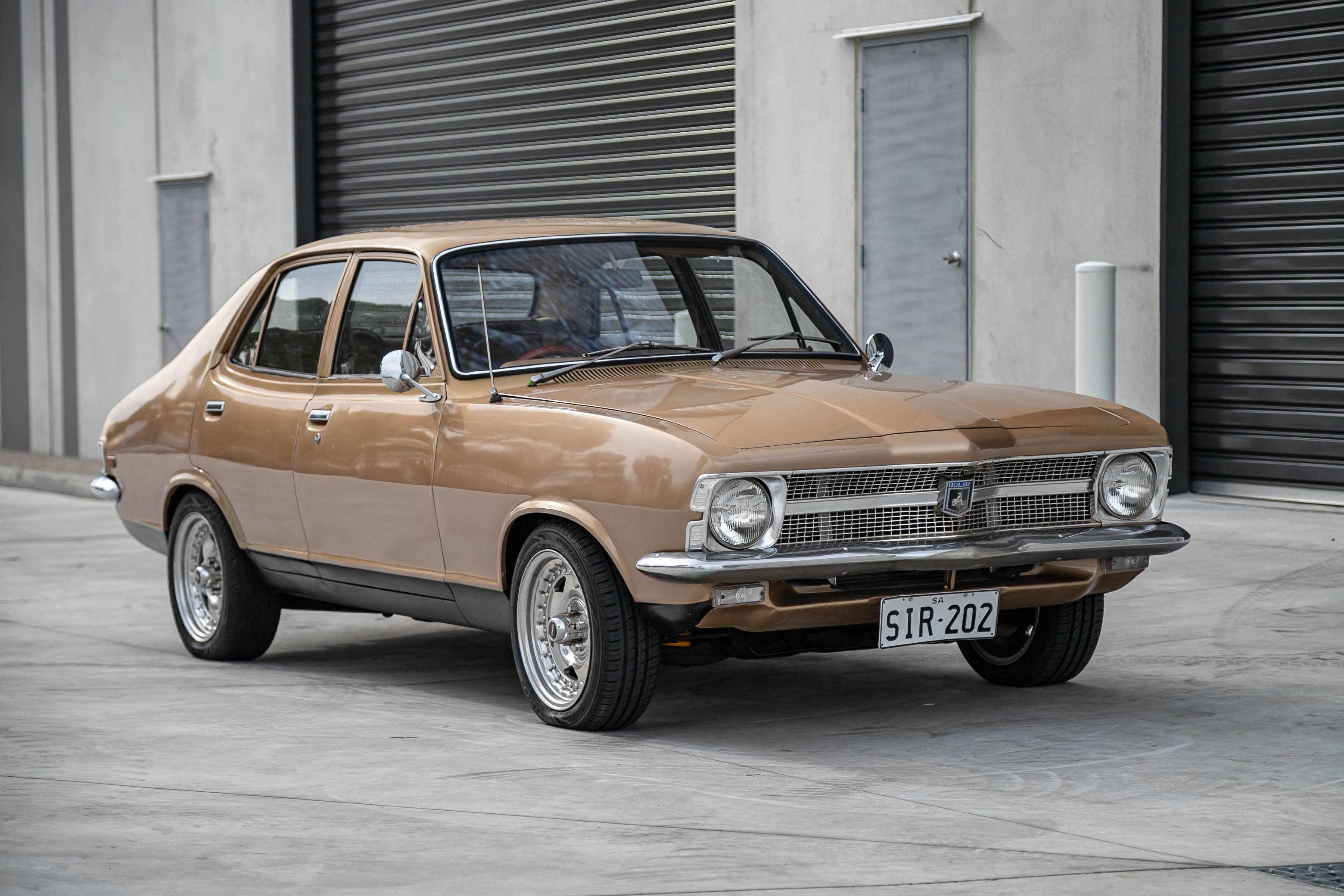 1971 HOLDEN TORANA LC 2250