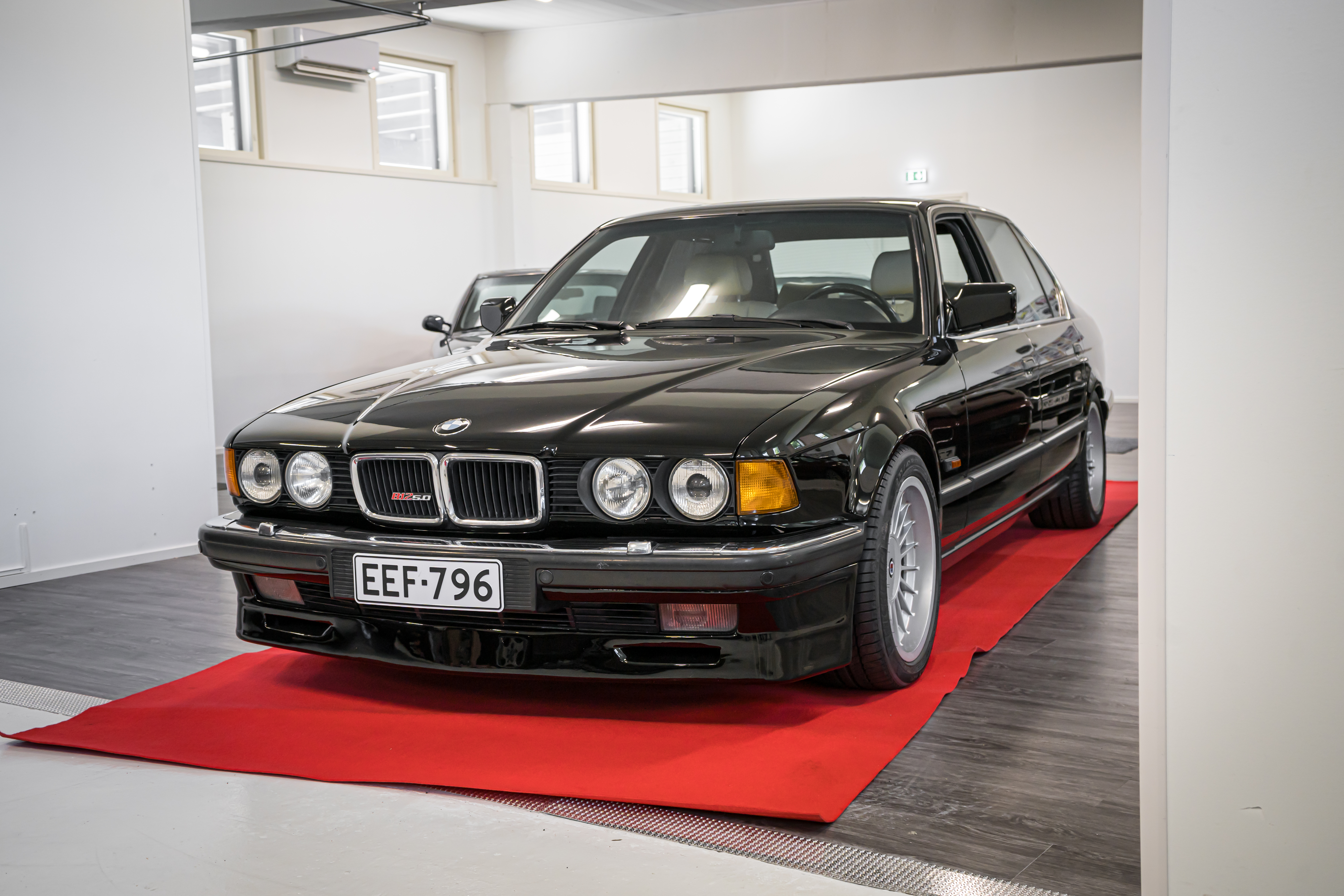 1992 BMW ALPINA (E32) B12 5.0 ‘HIGHLINE’