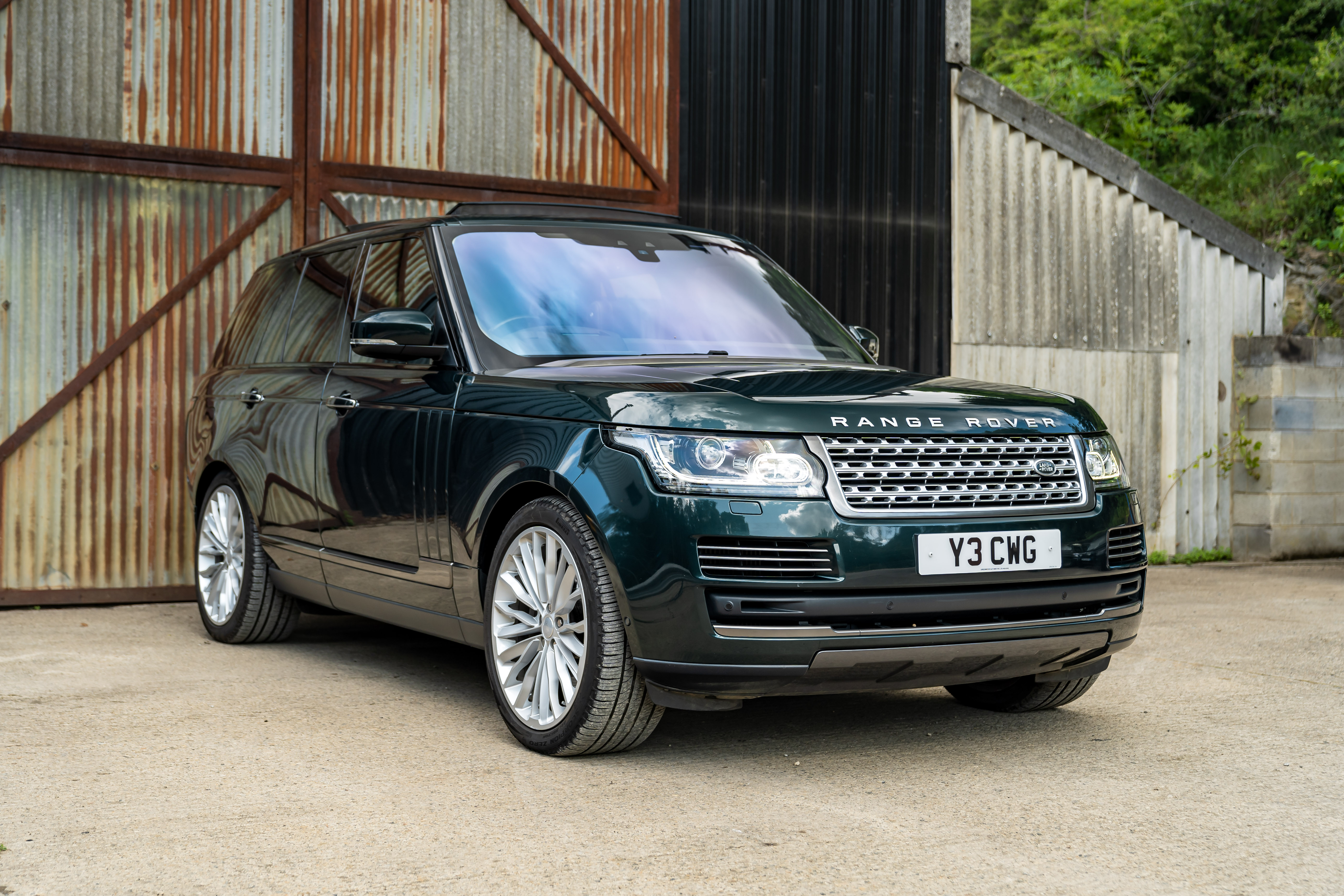 2017 RANGE ROVER VOGUE SE SDV8 for sale by auction in Rippon, North ...