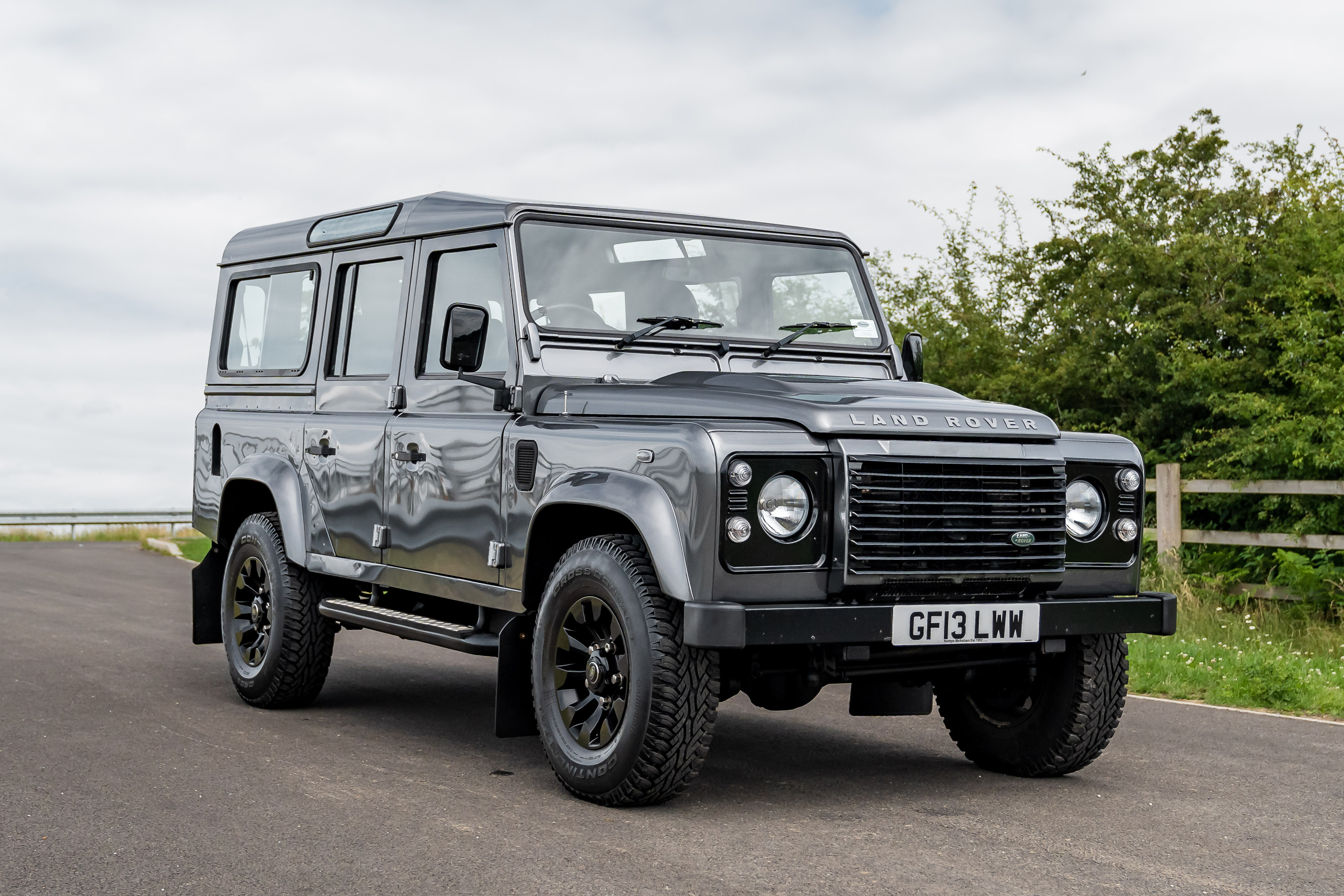 2013 LAND ROVER DEFENDER 110 XS STATION WAGON - 23,741 MILES