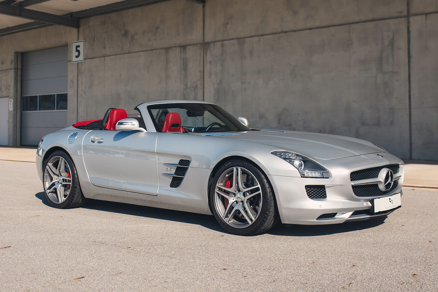 2012 MERCEDES-BENZ SLS AMG ROADSTER