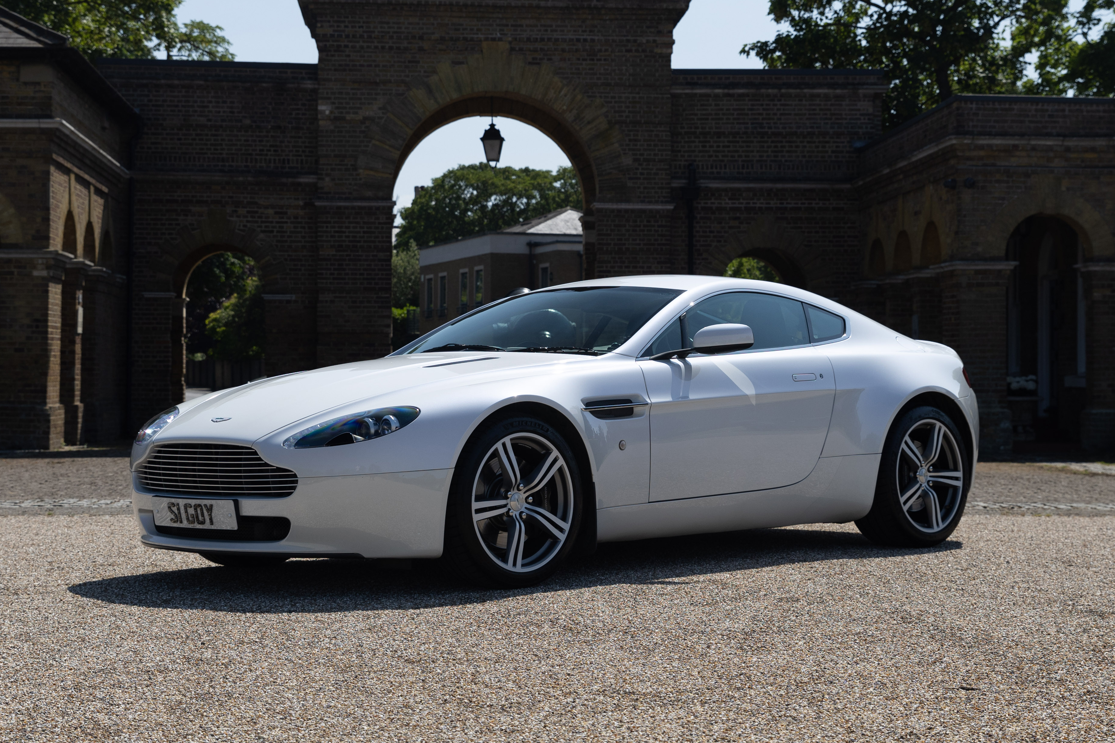 2008 ASTON MARTIN V8 VANTAGE