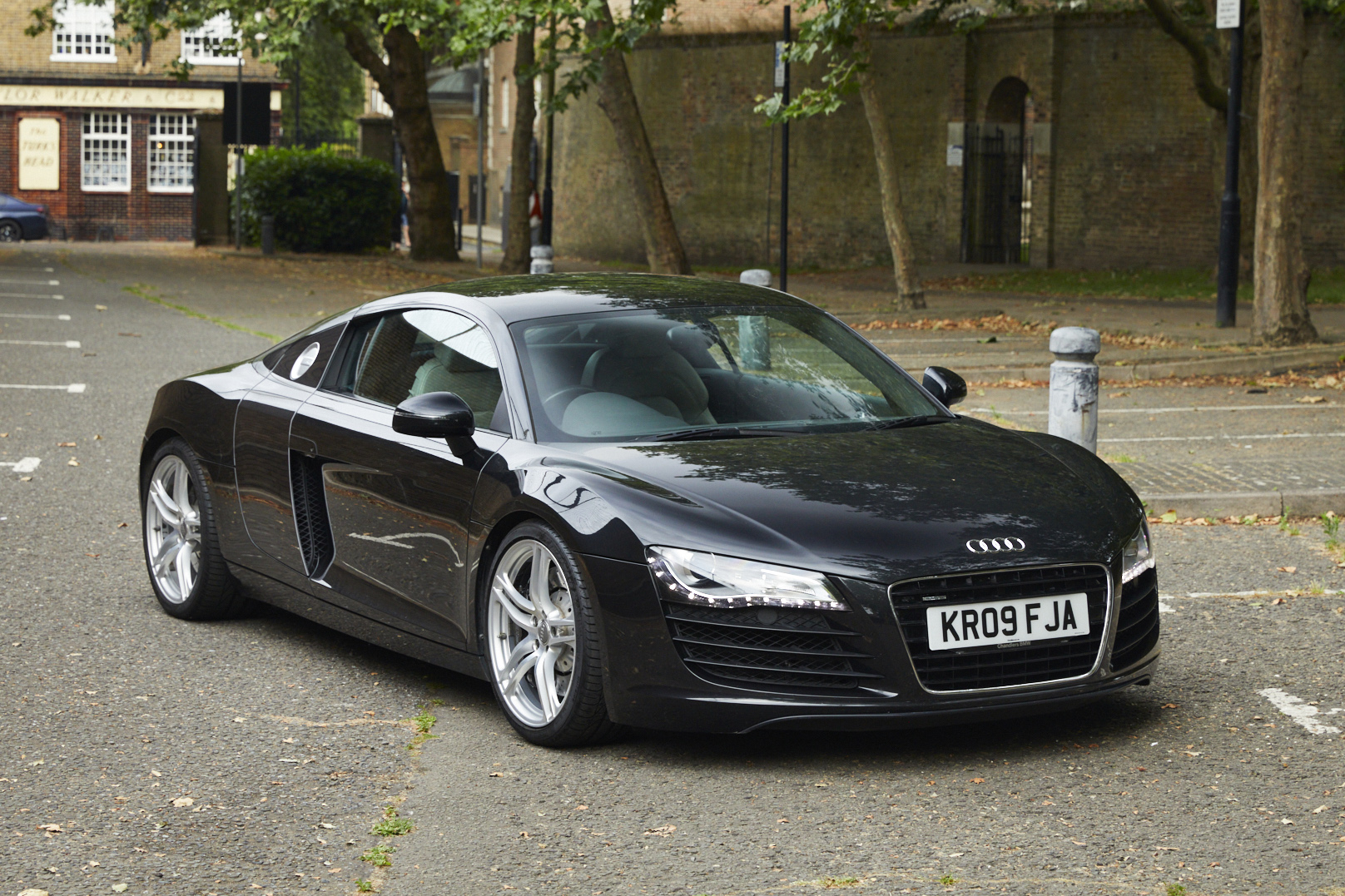 2009 AUDI R8 4.2 V8 - MANUAL