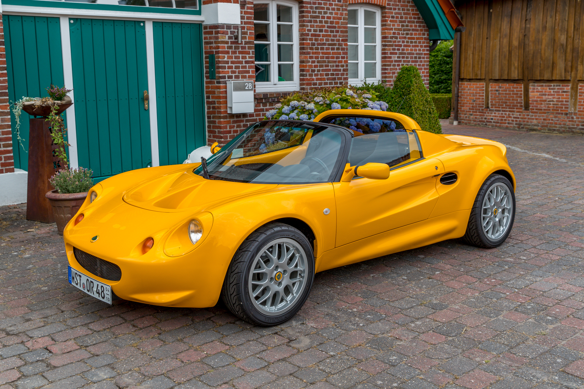 1996 LOTUS ELISE S1 - 17,277 KM