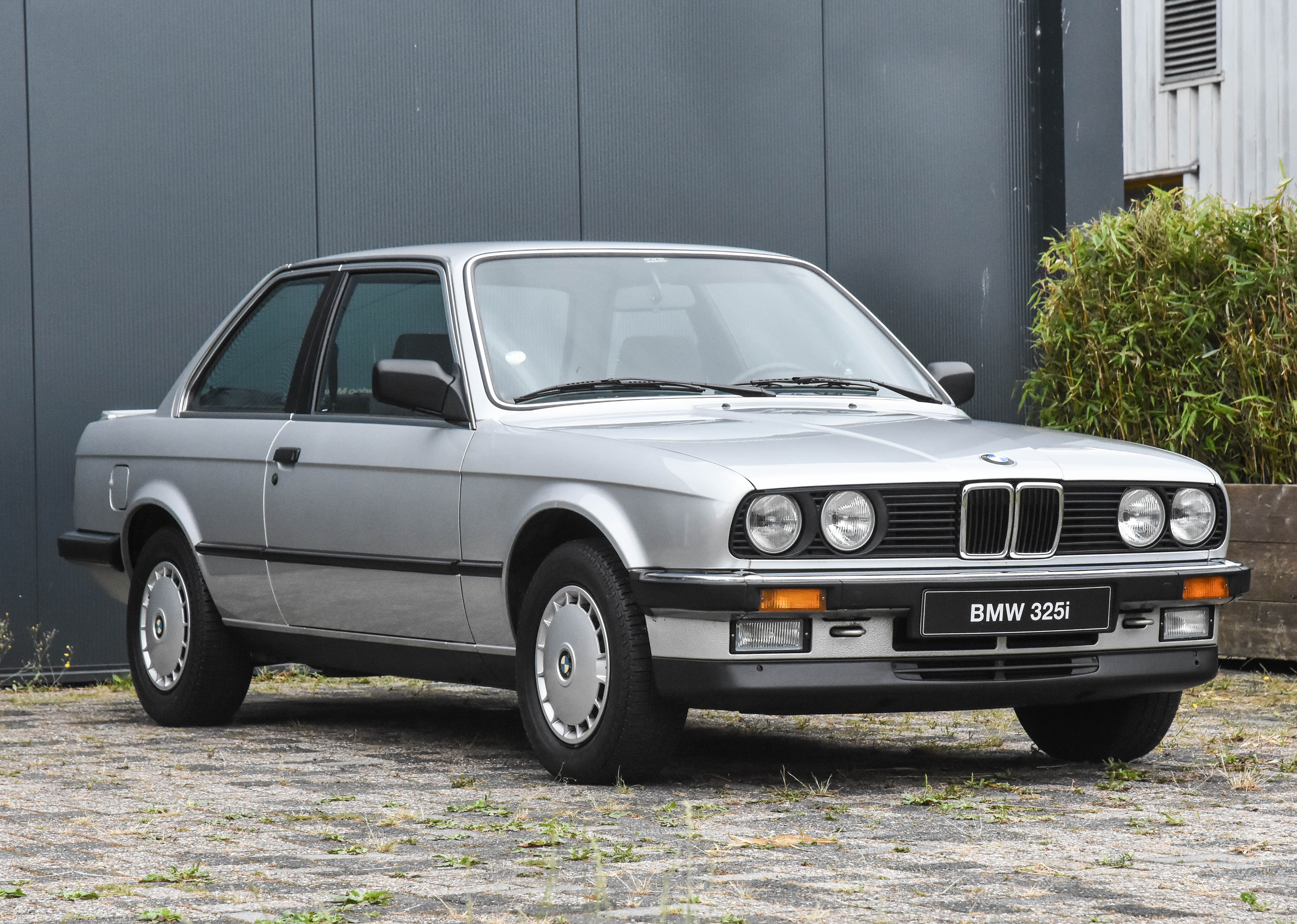 1986 BMW (E30) 325I - 42,380 KM