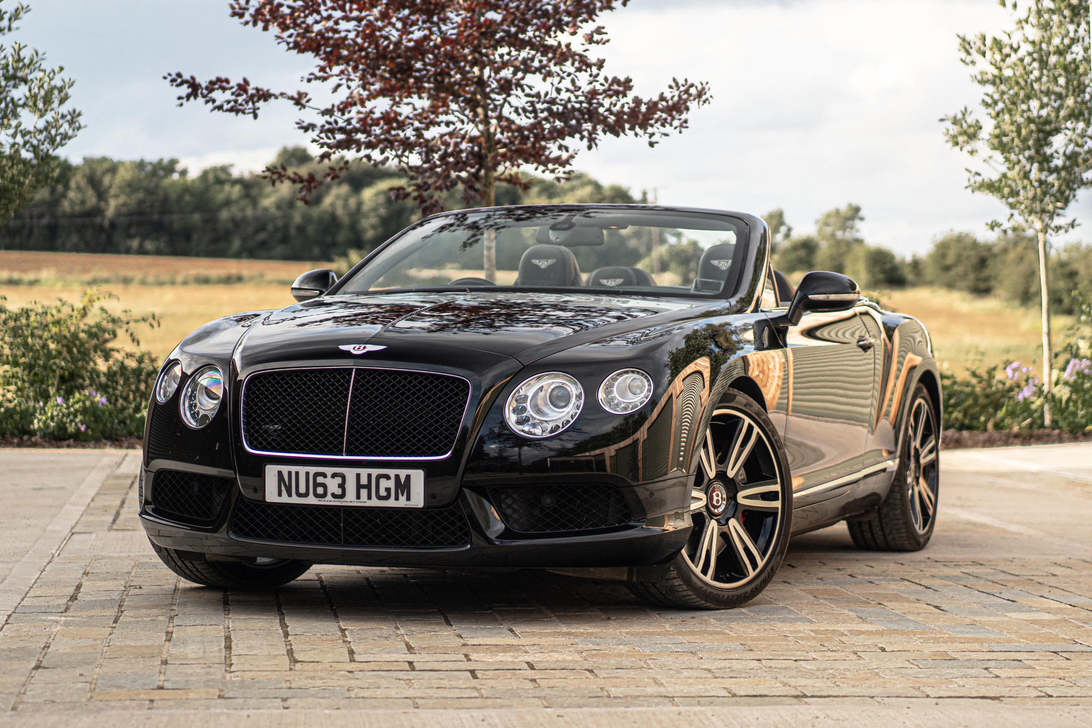 2013 BENTLEY CONTINENTAL GTC V8 - EBONY EDITION