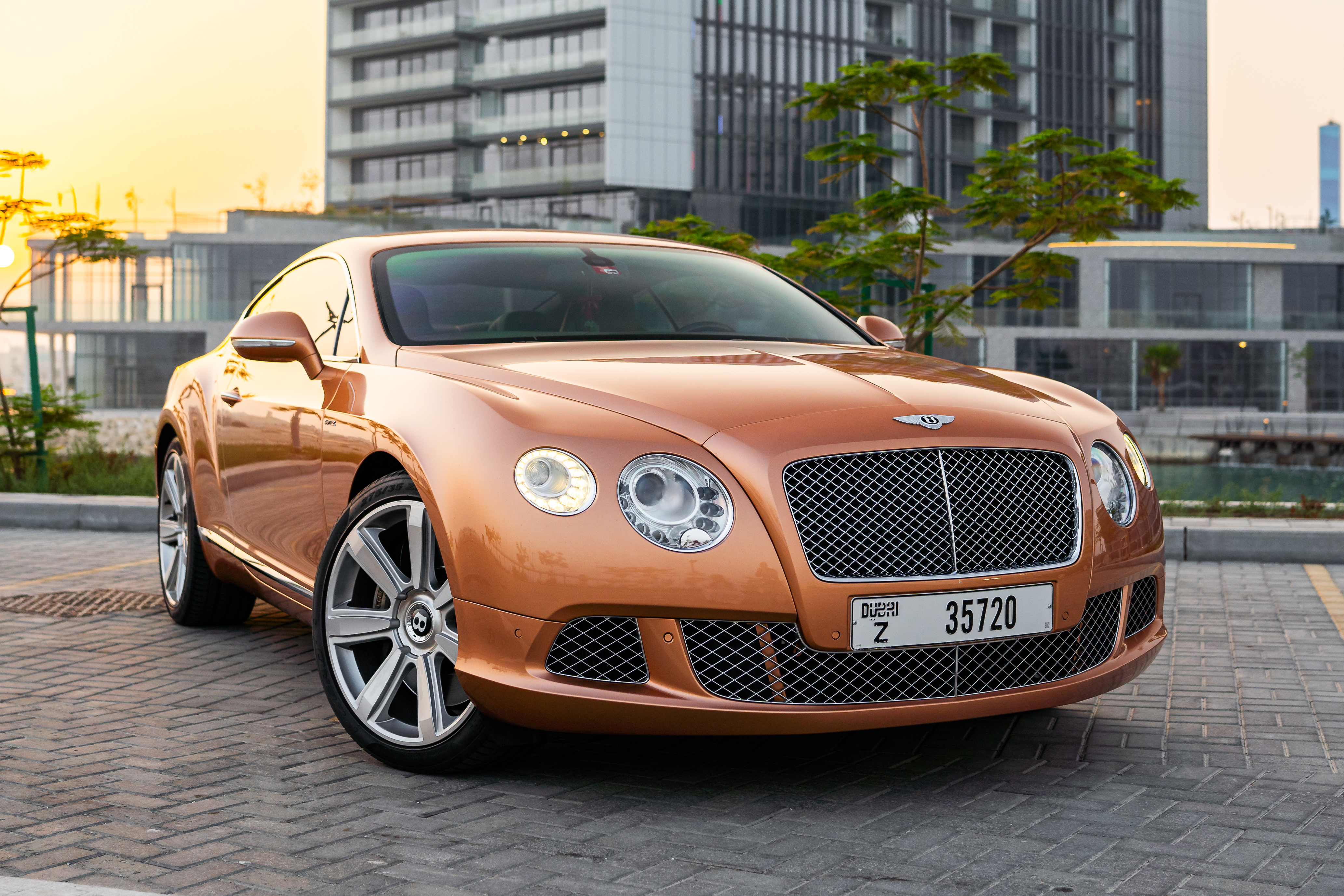 2013 BENTLEY CONTINENTAL GT W12 – 37,000 KM