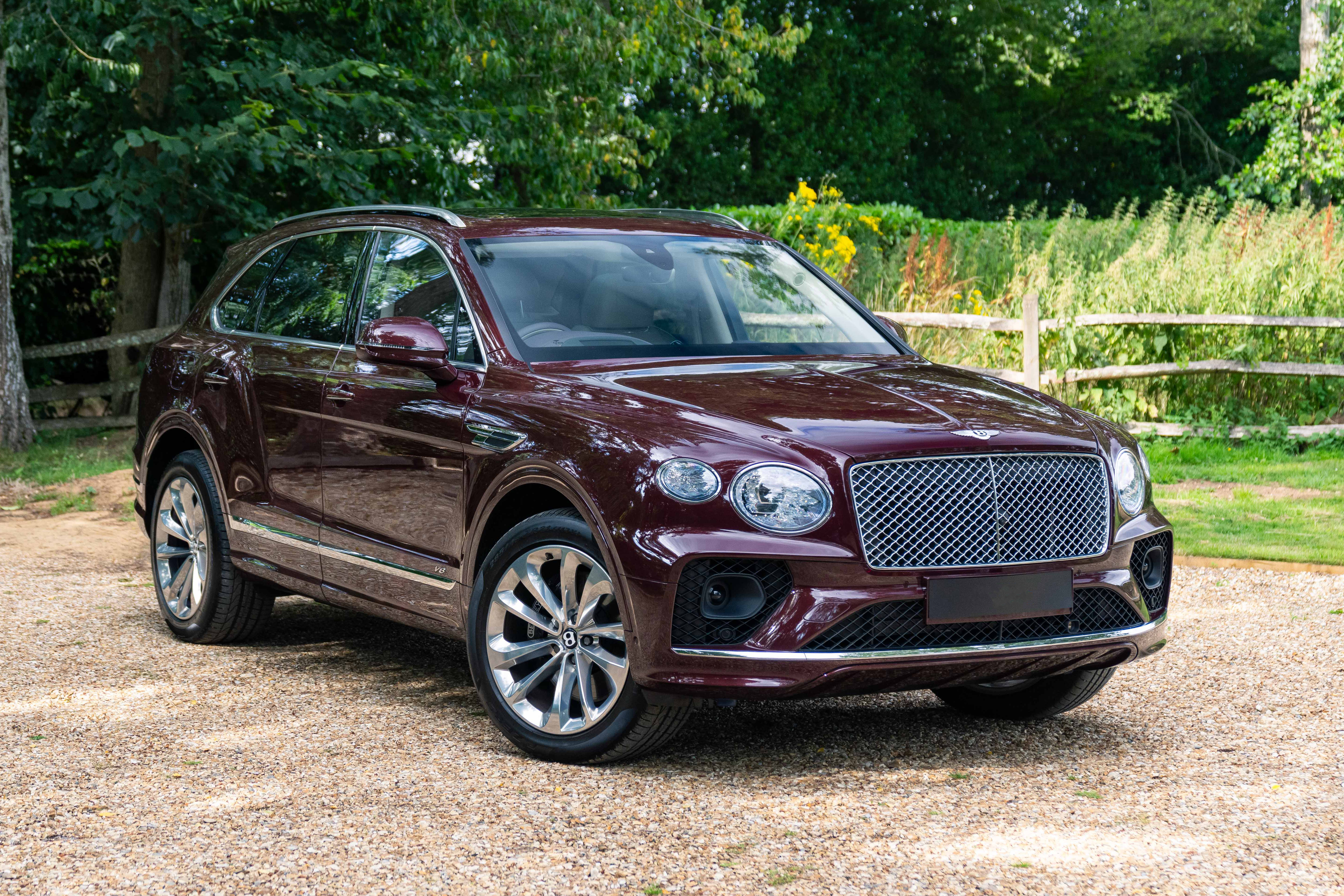 2021 BENTLEY BENTAYGA V8 - 3,964 MILES