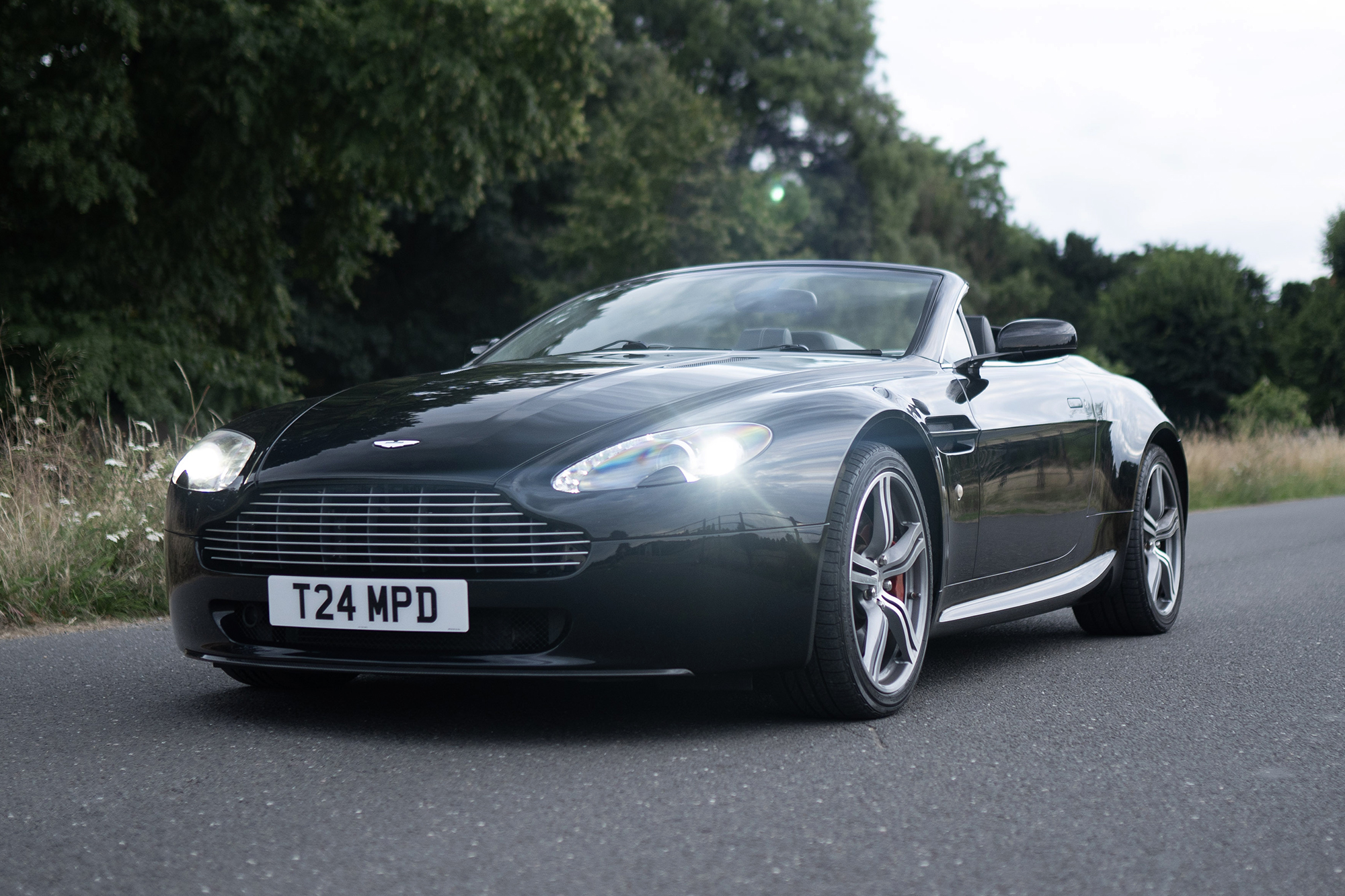 2007 ASTON MARTIN V8 VANTAGE ROADSTER - 39,998 MILES