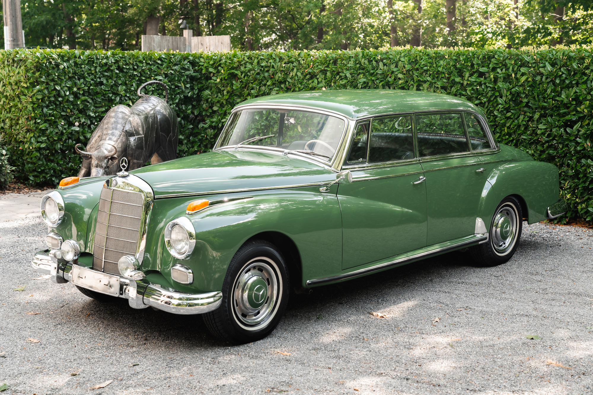 1961 MERCEDES-BENZ (W189) 300 D ‘ADENAUER’