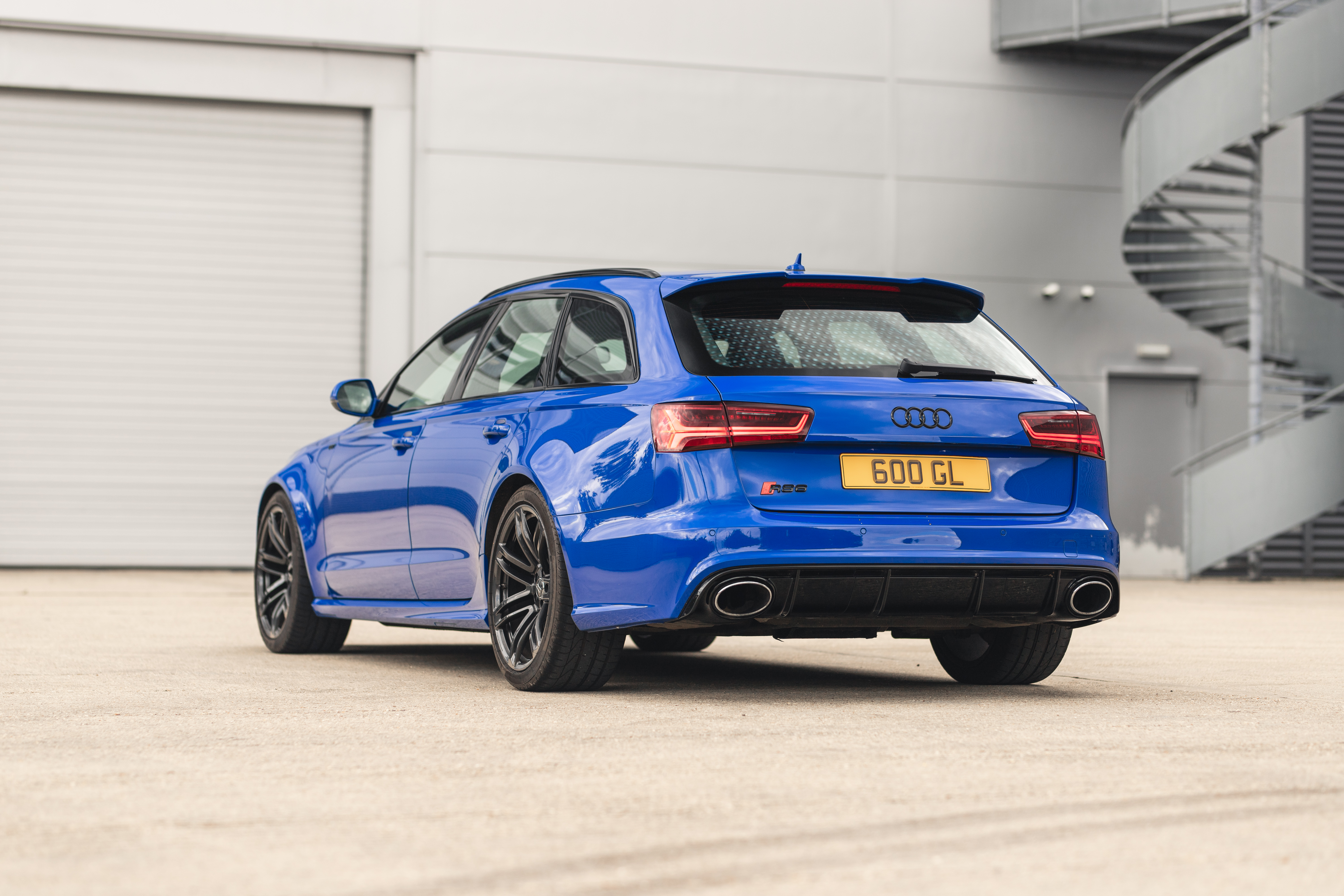 2017 AUDI RS6 (C7) AVANT – VAT Q for sale by auction in Newbury ...