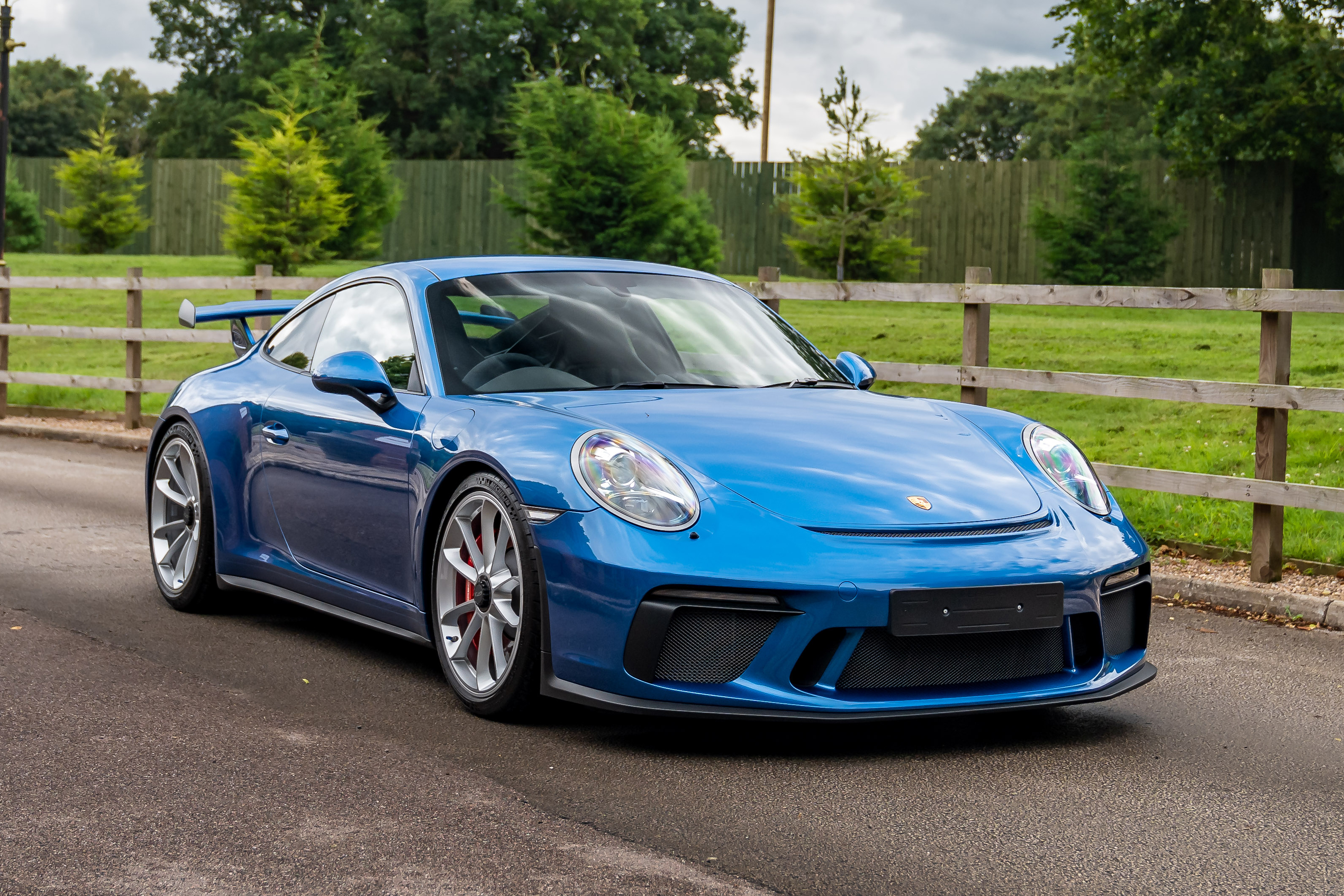 2018 PORSCHE 911 (991.2) GT3 CLUBSPORT - MANUAL - 303 MILES