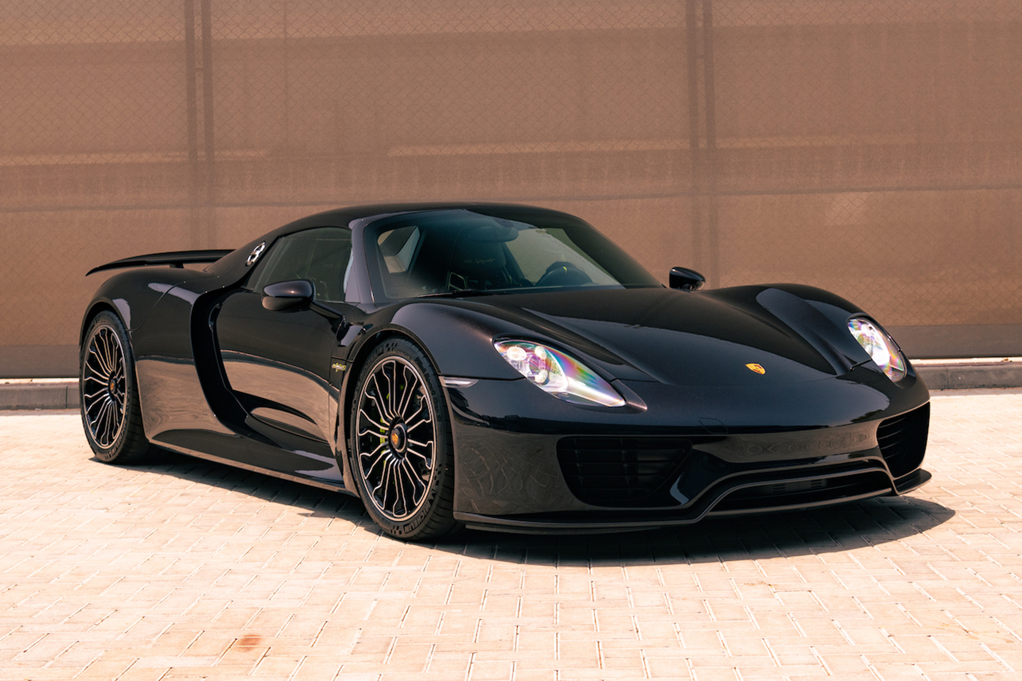 2015 PORSCHE 918 SPYDER