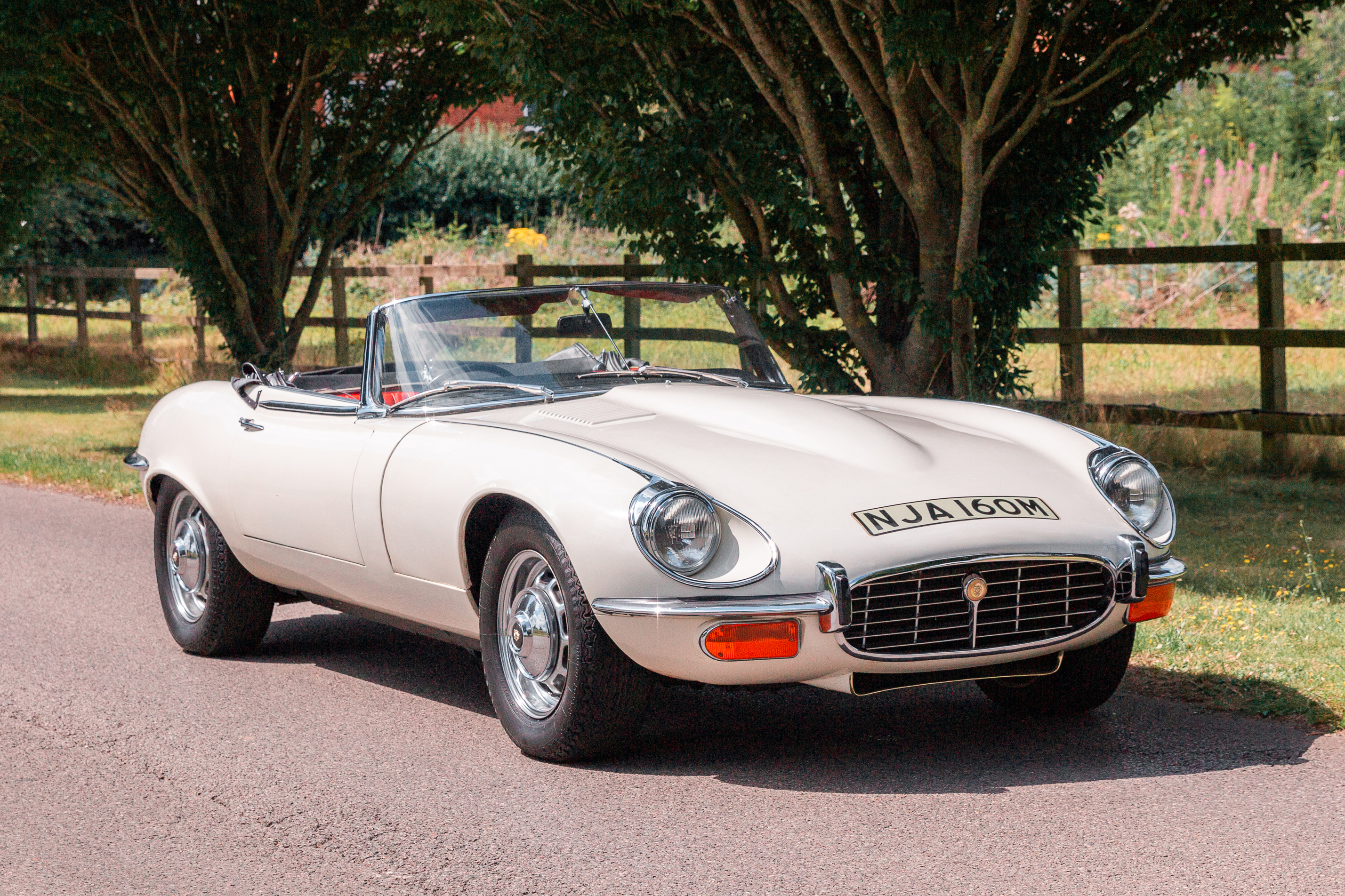 1973 JAGUAR E-TYPE SERIES 3 V12 ROADSTER – 2,561 MILES