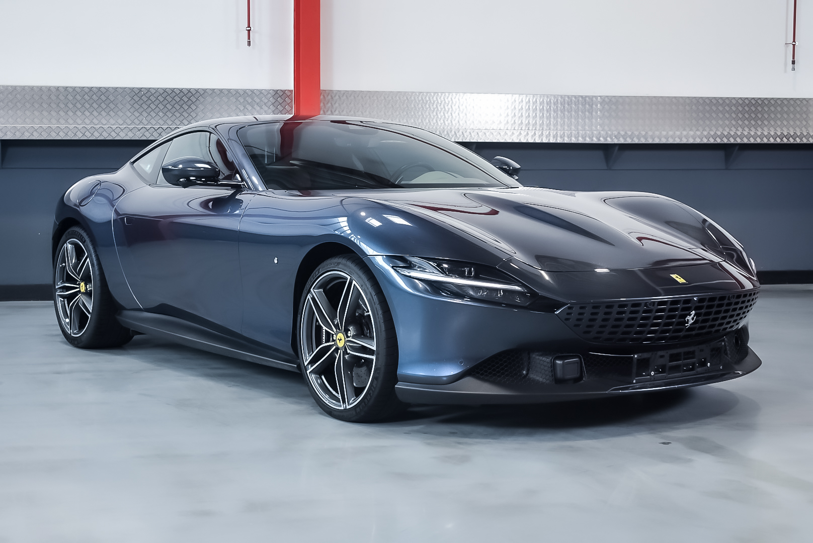 2021 FERRARI ROMA