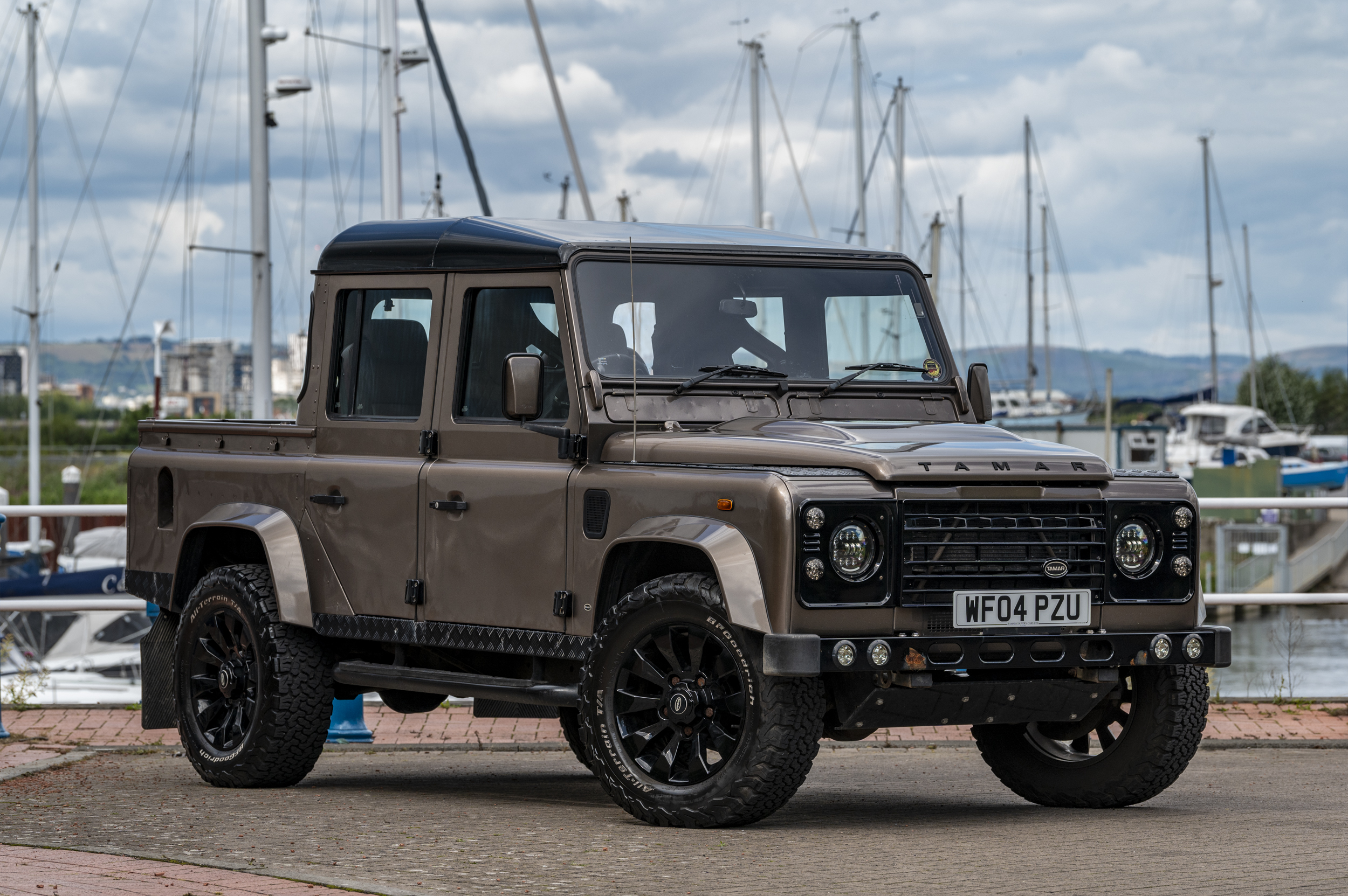 2004 LAND ROVER DEFENDER 110 TD5 DOUBLE CAB PICK UP