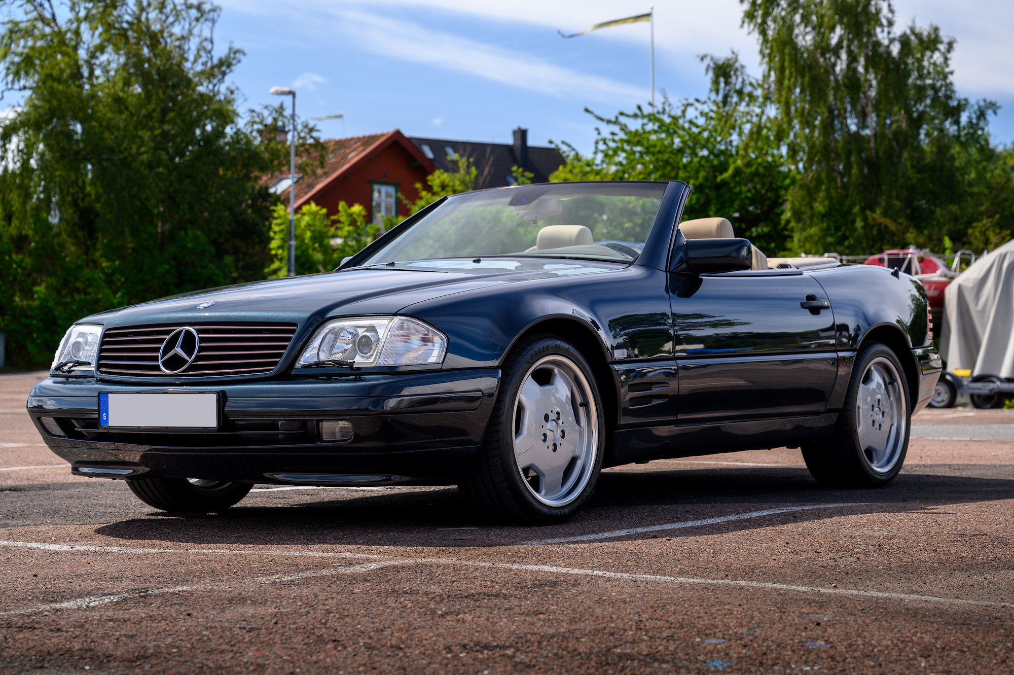 1997 MERCEDES-BENZ (R129) SL320