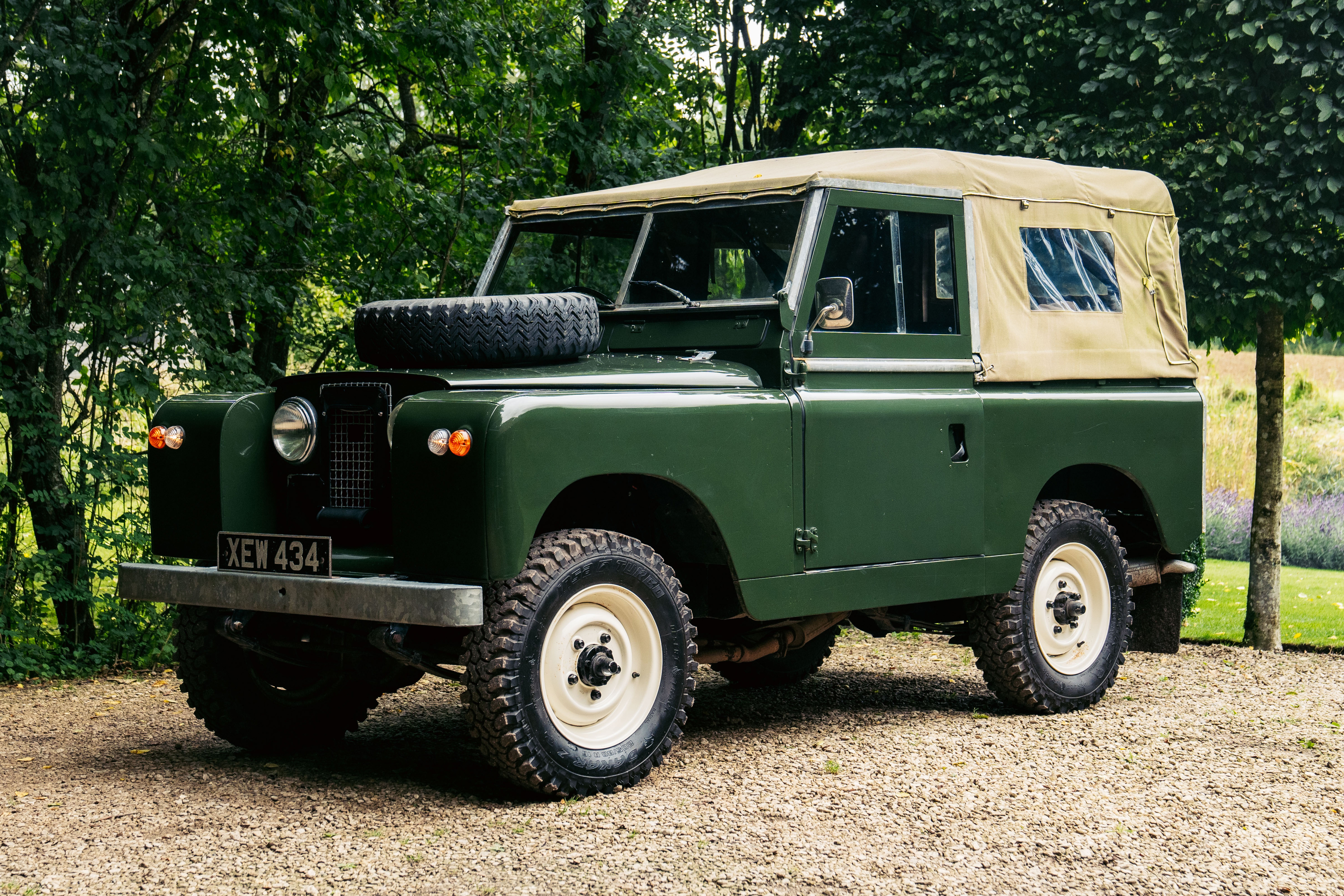 1960 LAND ROVER SERIES IIA 88” - 3.5 ROVER V8