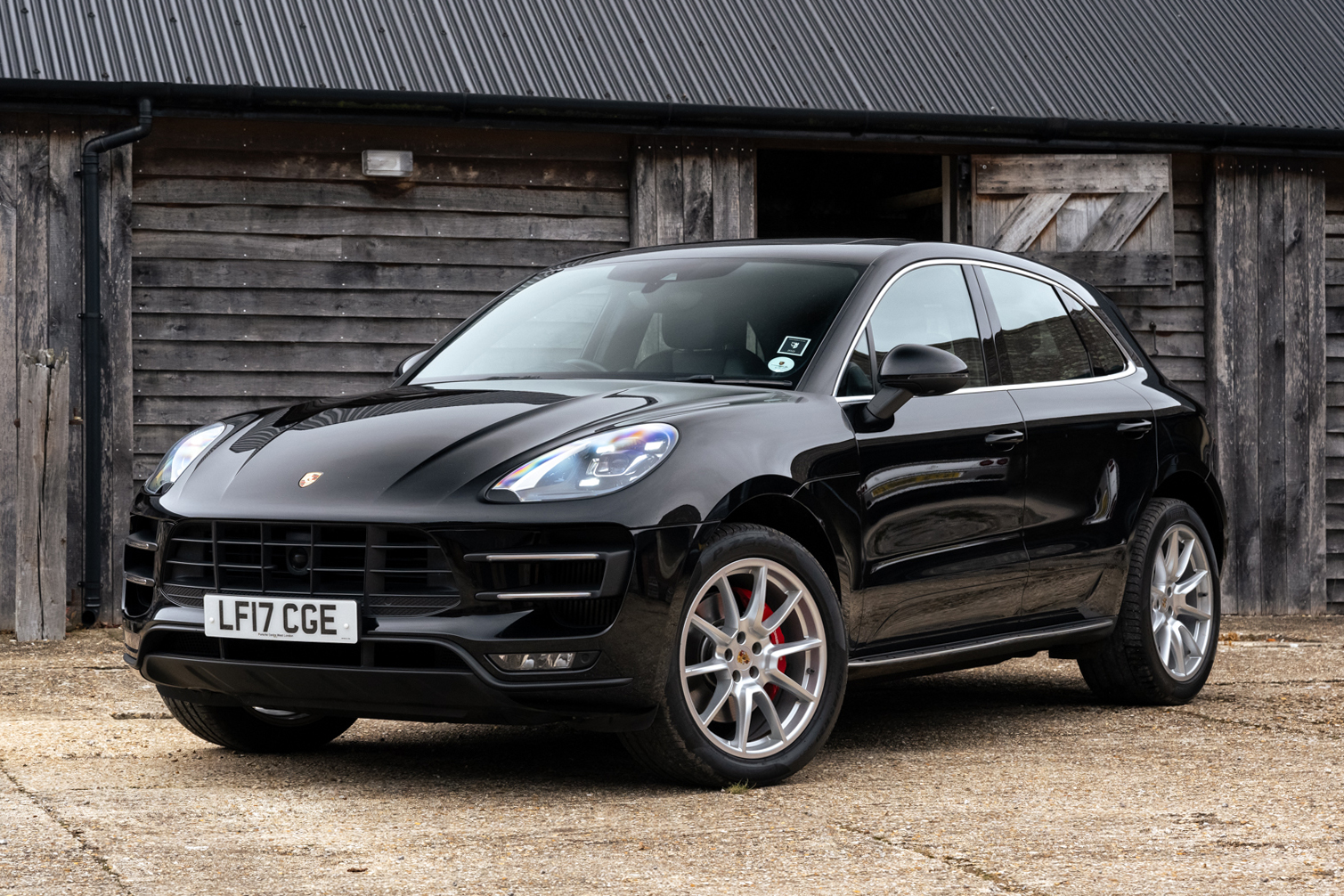 2017 PORSCHE MACAN TURBO