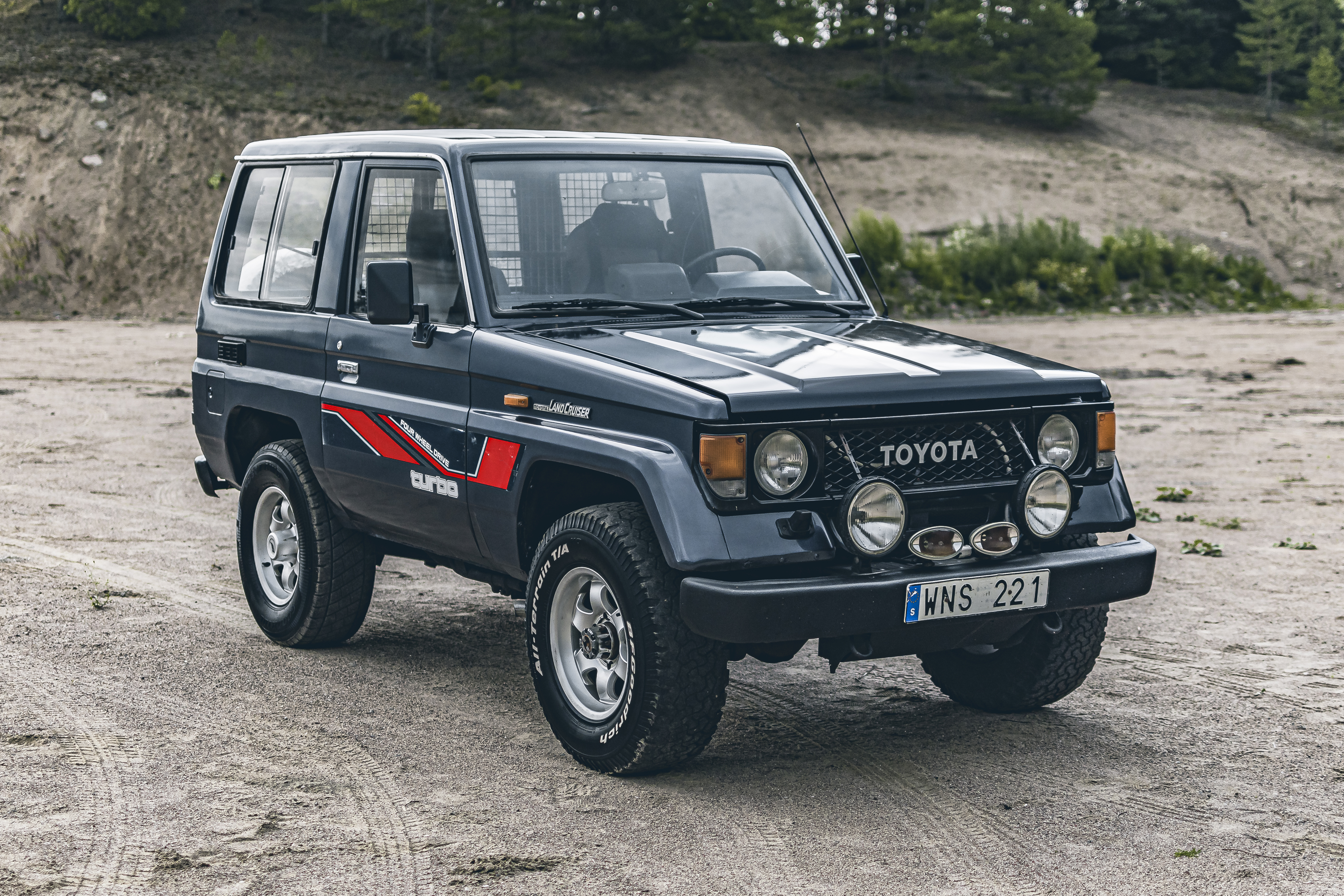 1986 TOYOTA LJ70 LAND CRUISER