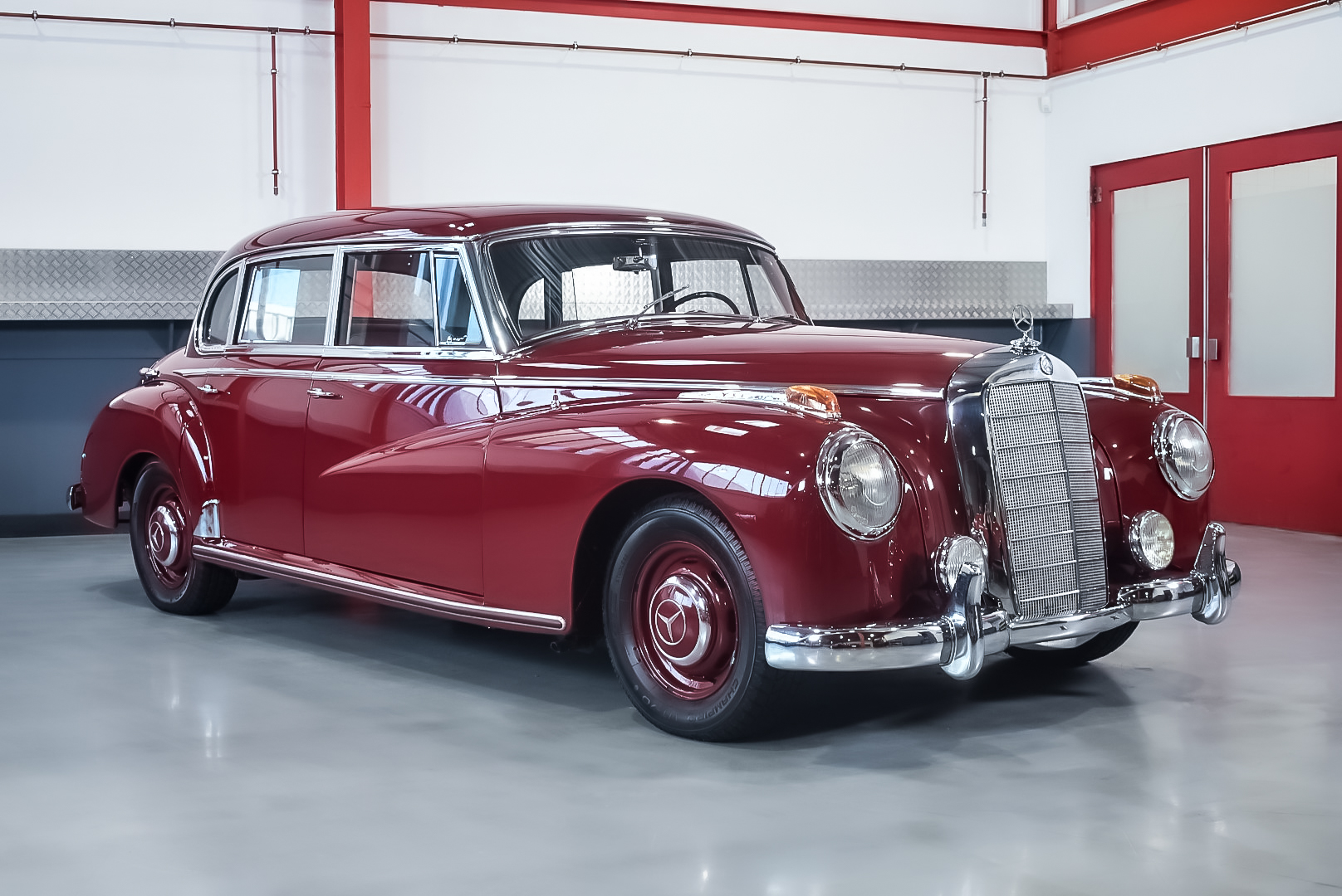 1952 MERCEDES-BENZ (W186) 300 ‘ADENAUER’