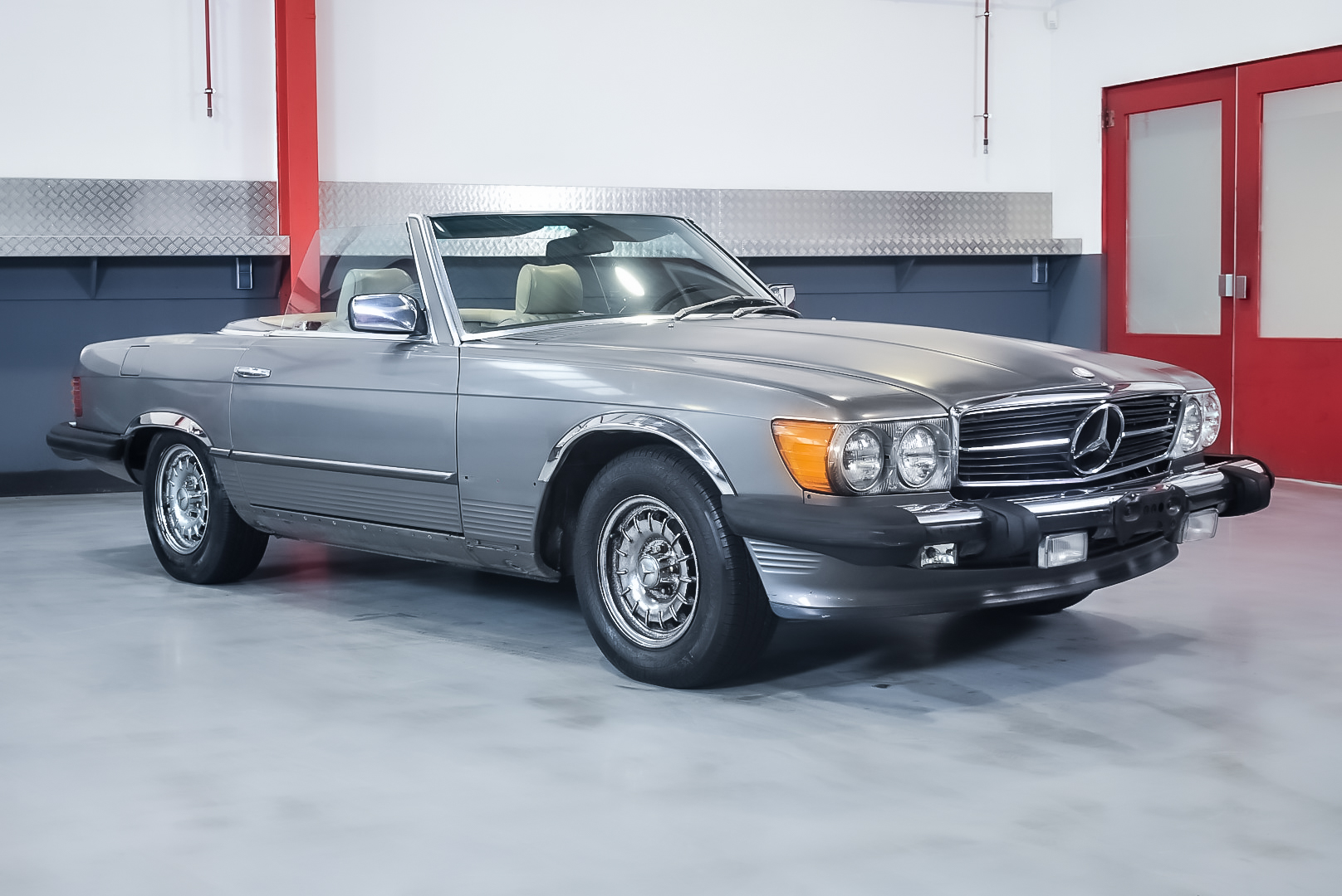 1985 MERCEDES-BENZ (R107) 380SL