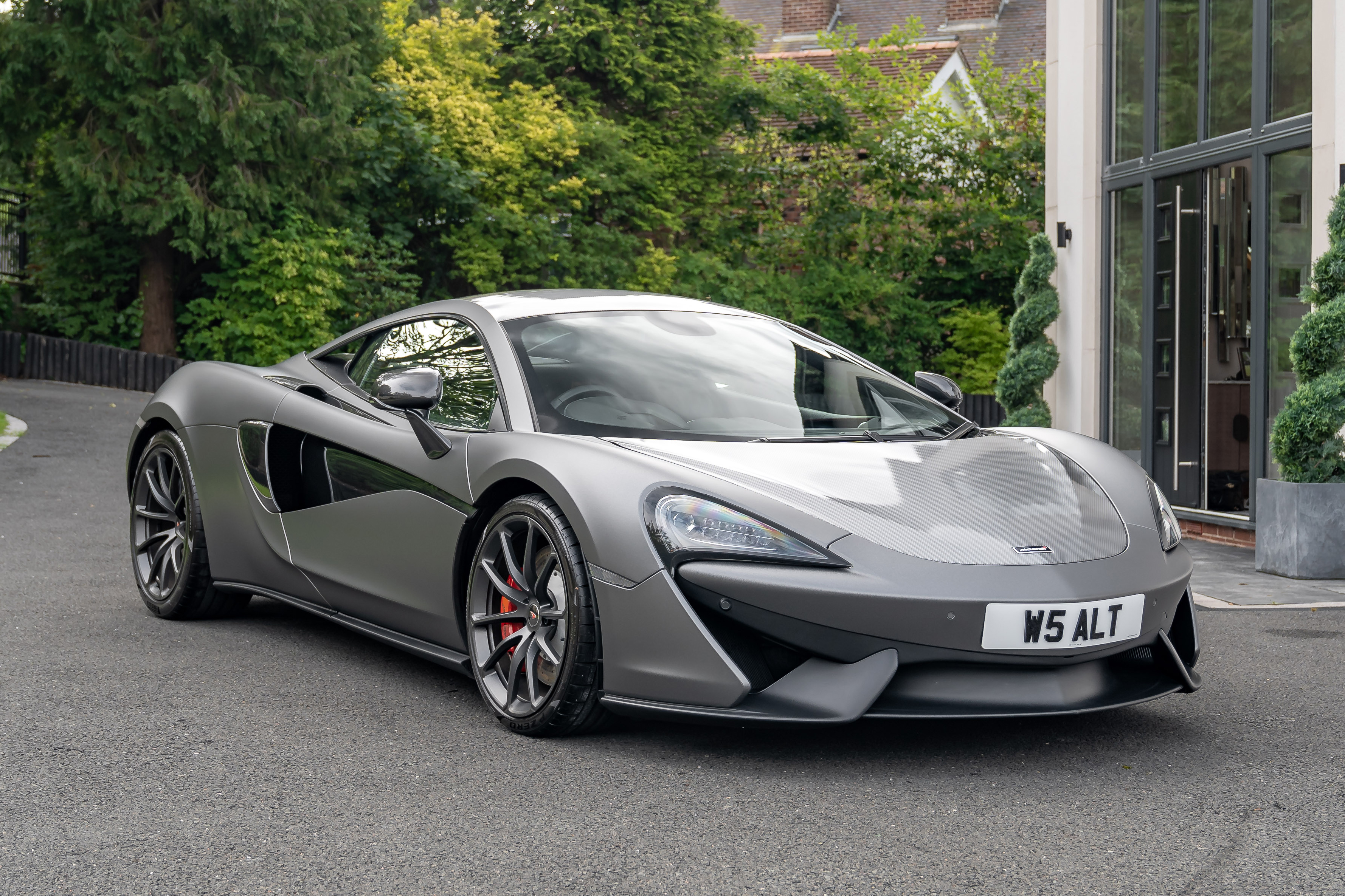 2019 MCLAREN 540C - 2,160 MILES