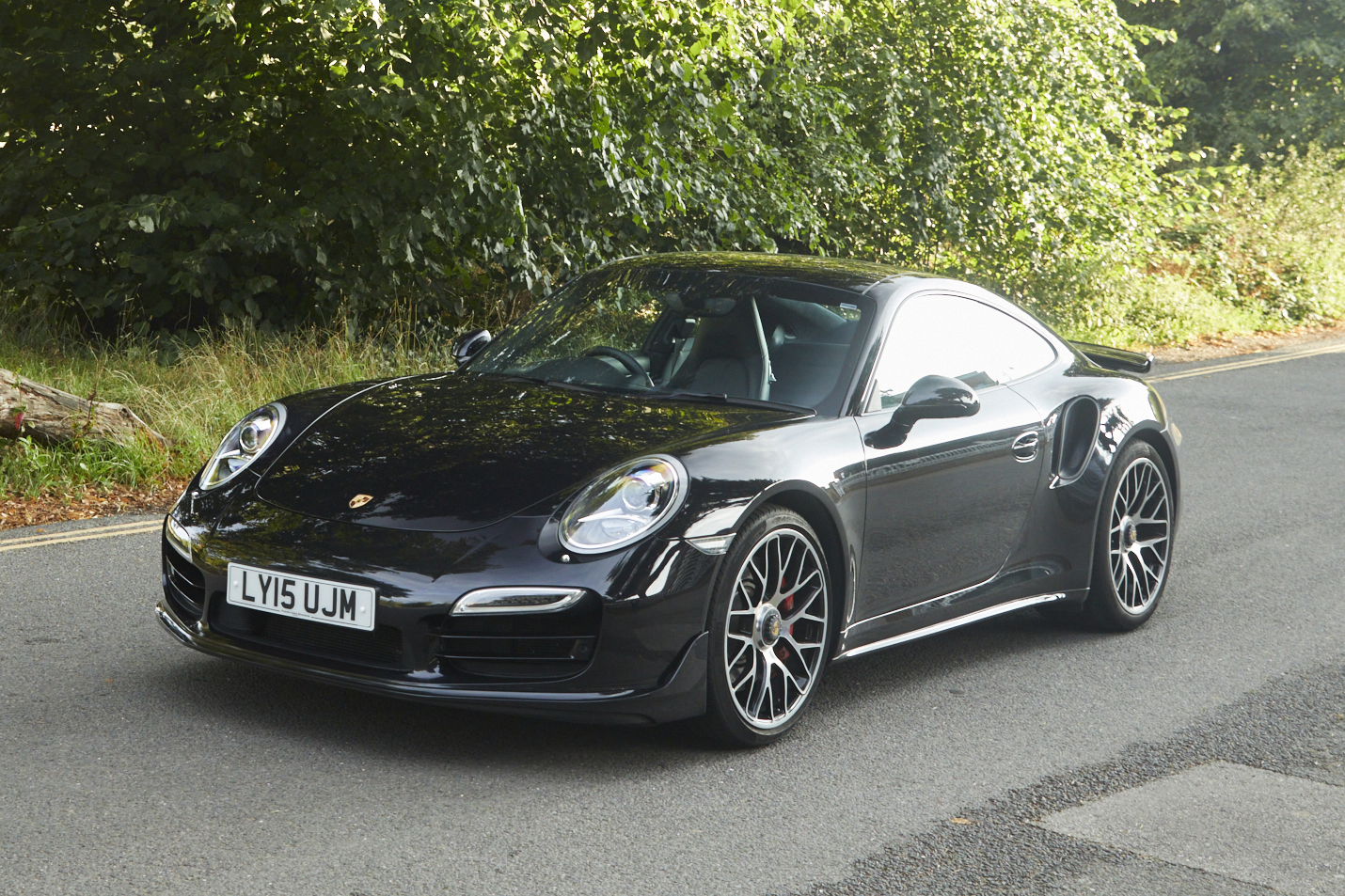 2015 PORSCHE 911 (991) TURBO - 10,500 MILES