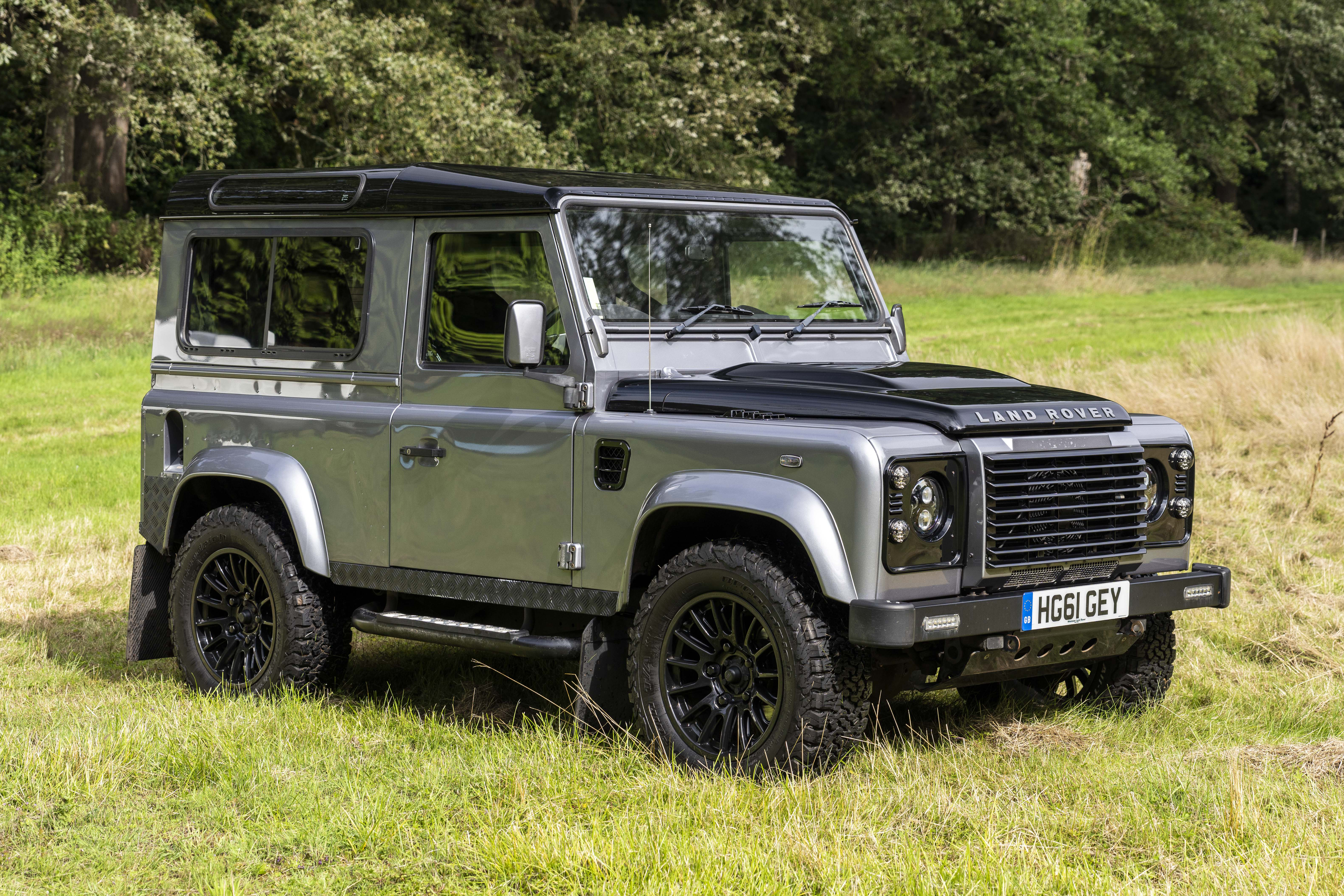 2011 LAND ROVER DEFENDER 90 XS STATION WAGON