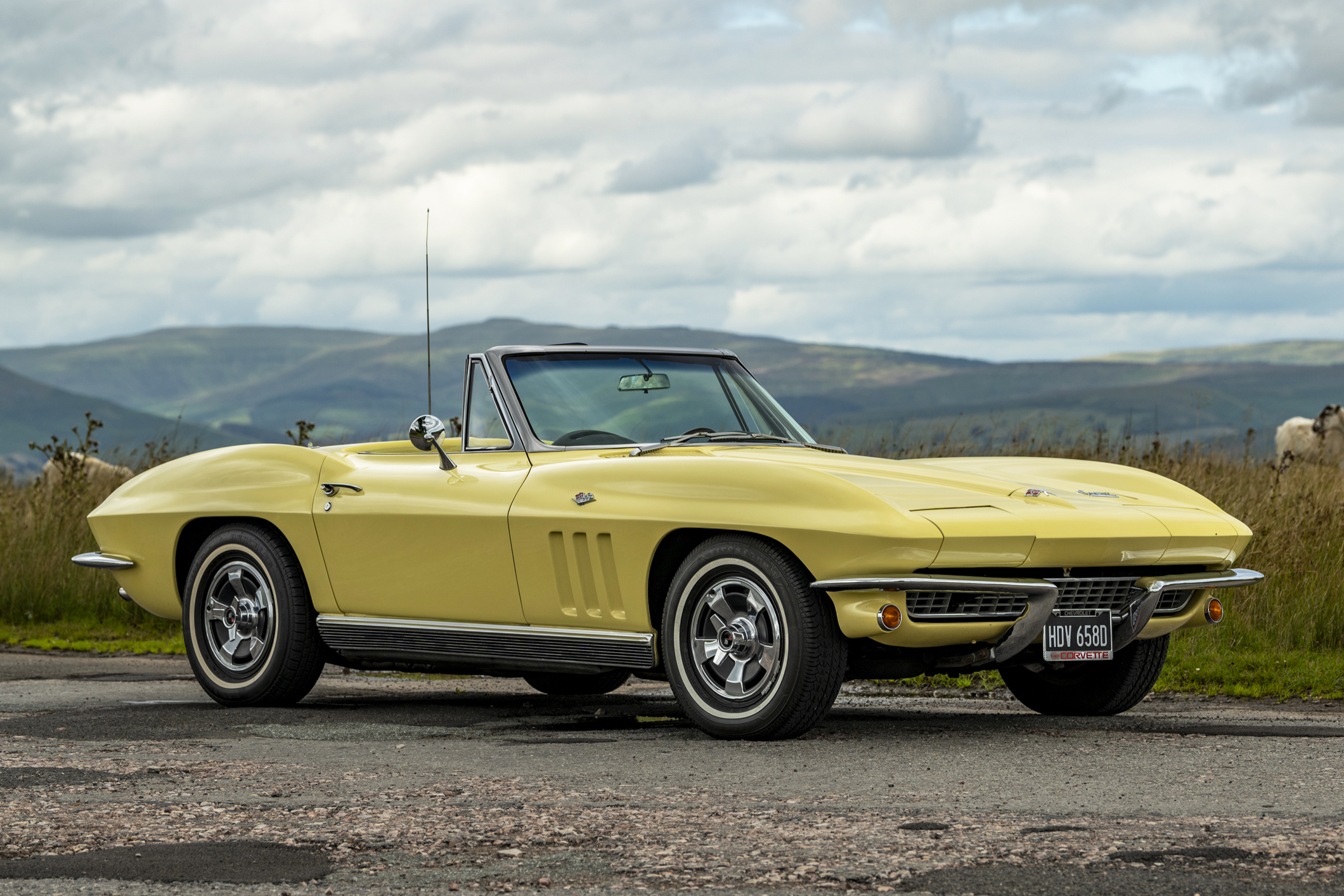 1966 CHEVROLET CORVETTE STINGRAY (C2) CONVERTIBLE