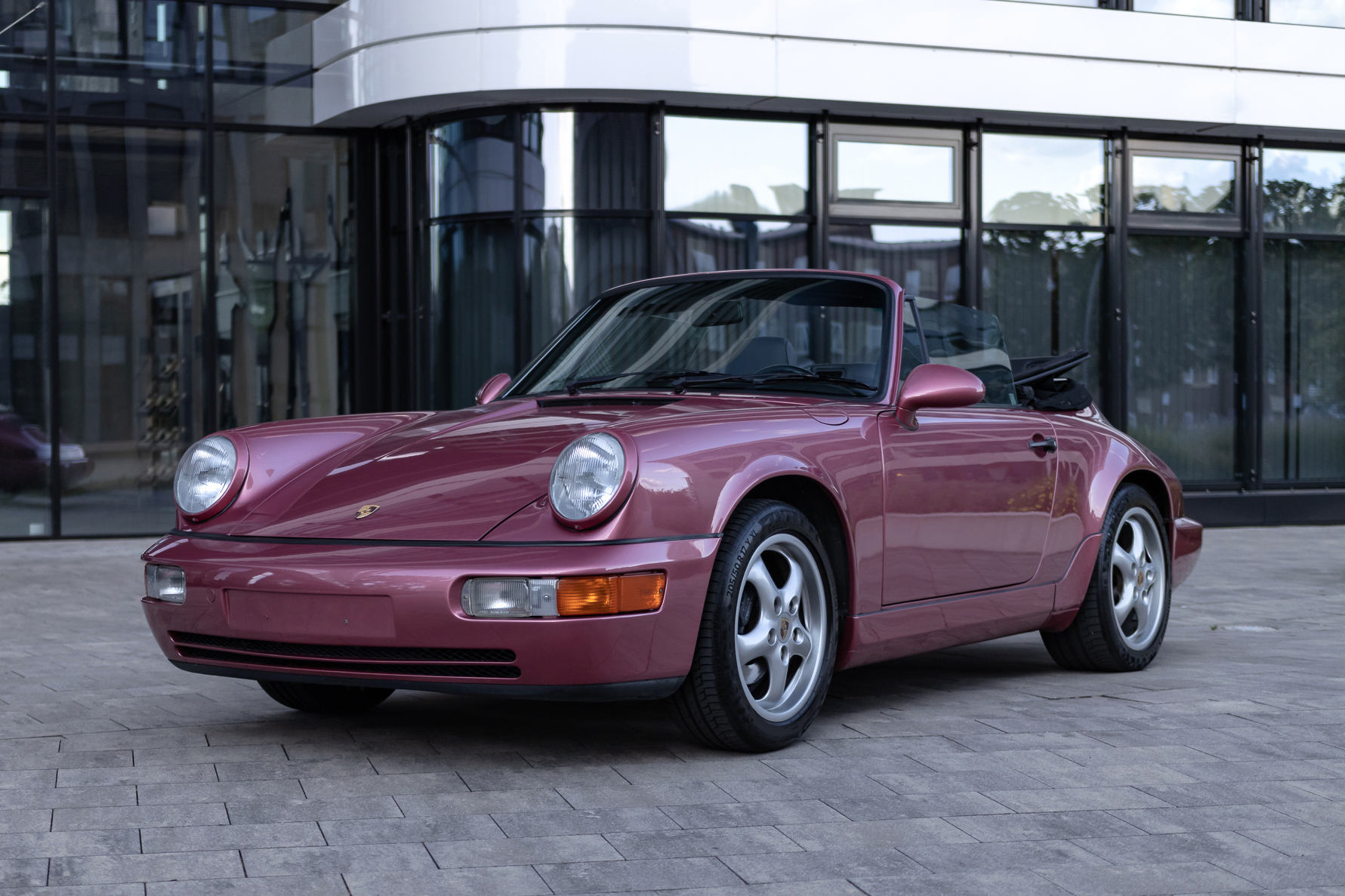 1993 PORSCHE 911 (964) CARRERA 2 CABRIOLET - MANUAL