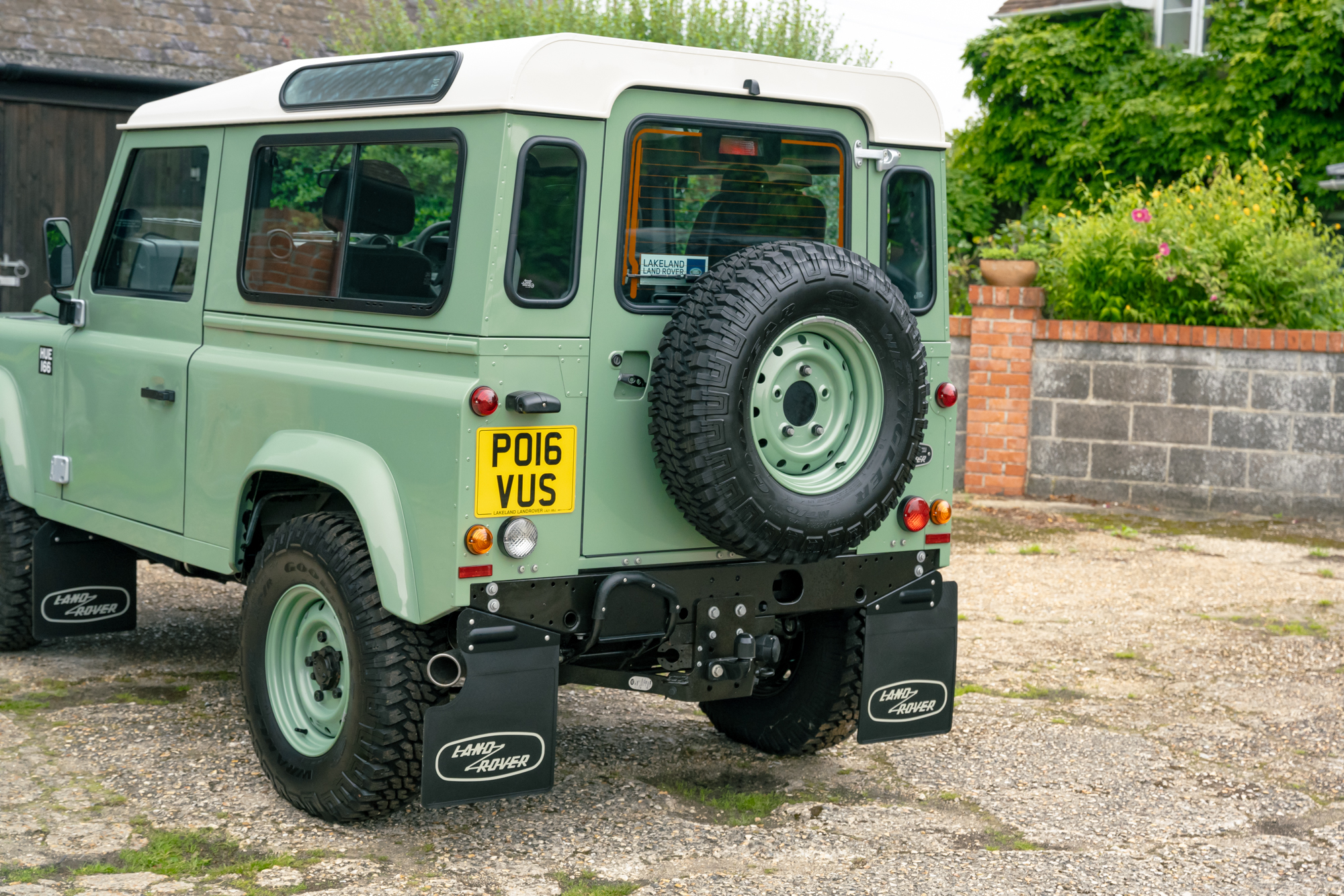 2016 LAND ROVER DEFENDER 90 HERITAGE - 13 MILES for sale by auction in ...