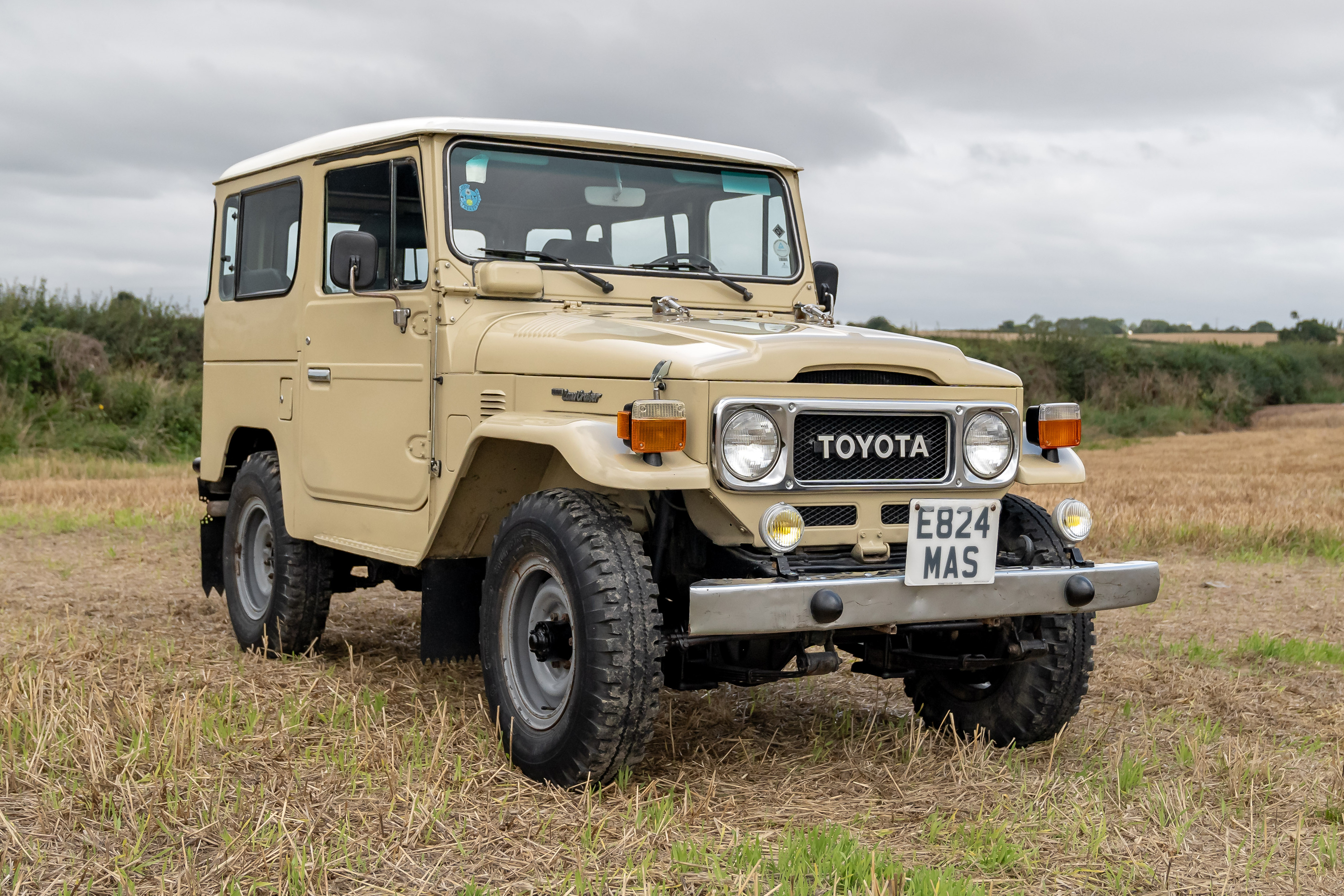 1982 TOYOTA FJ40 LAND CRUISER