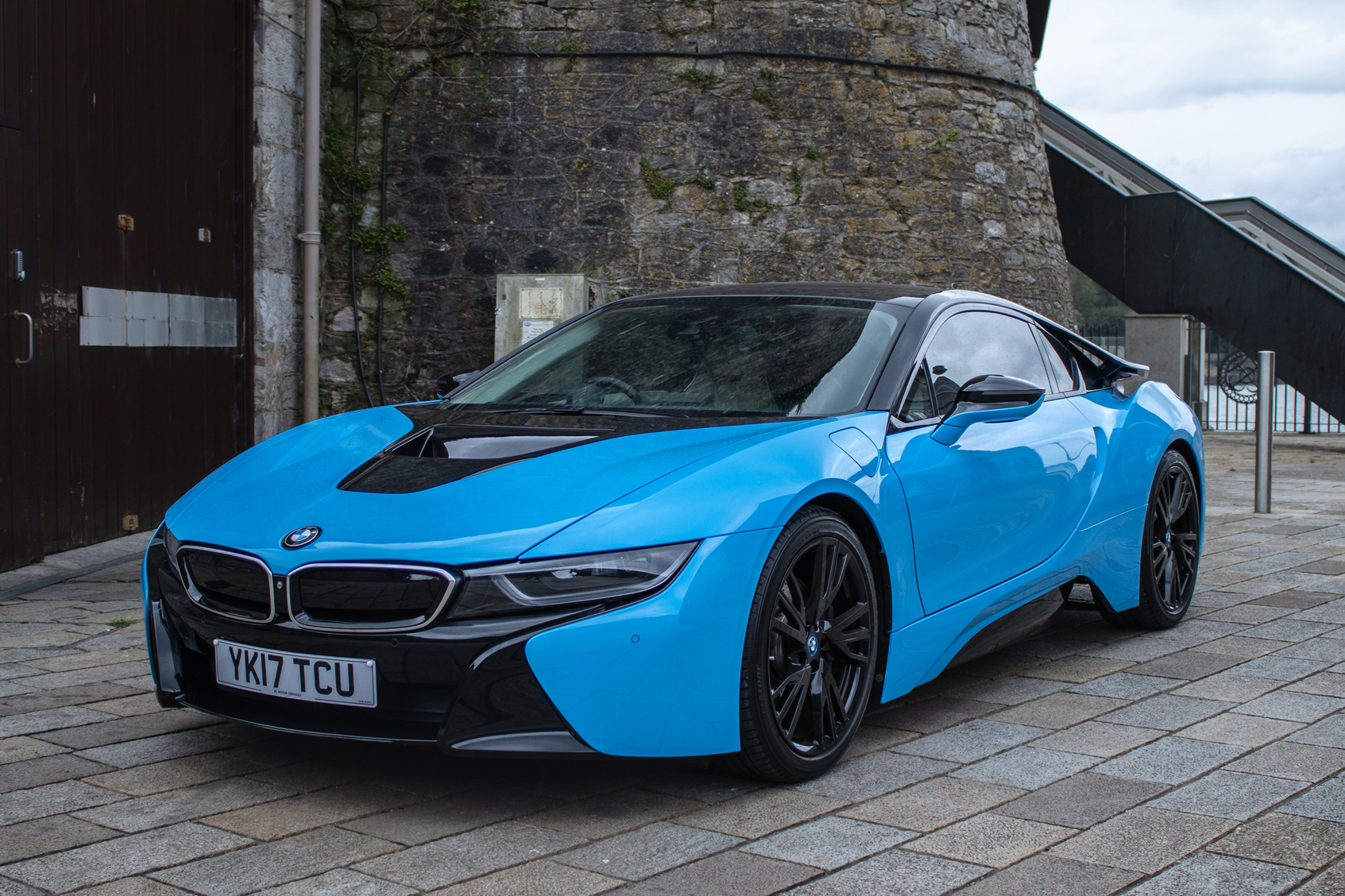 2017 BMW I8