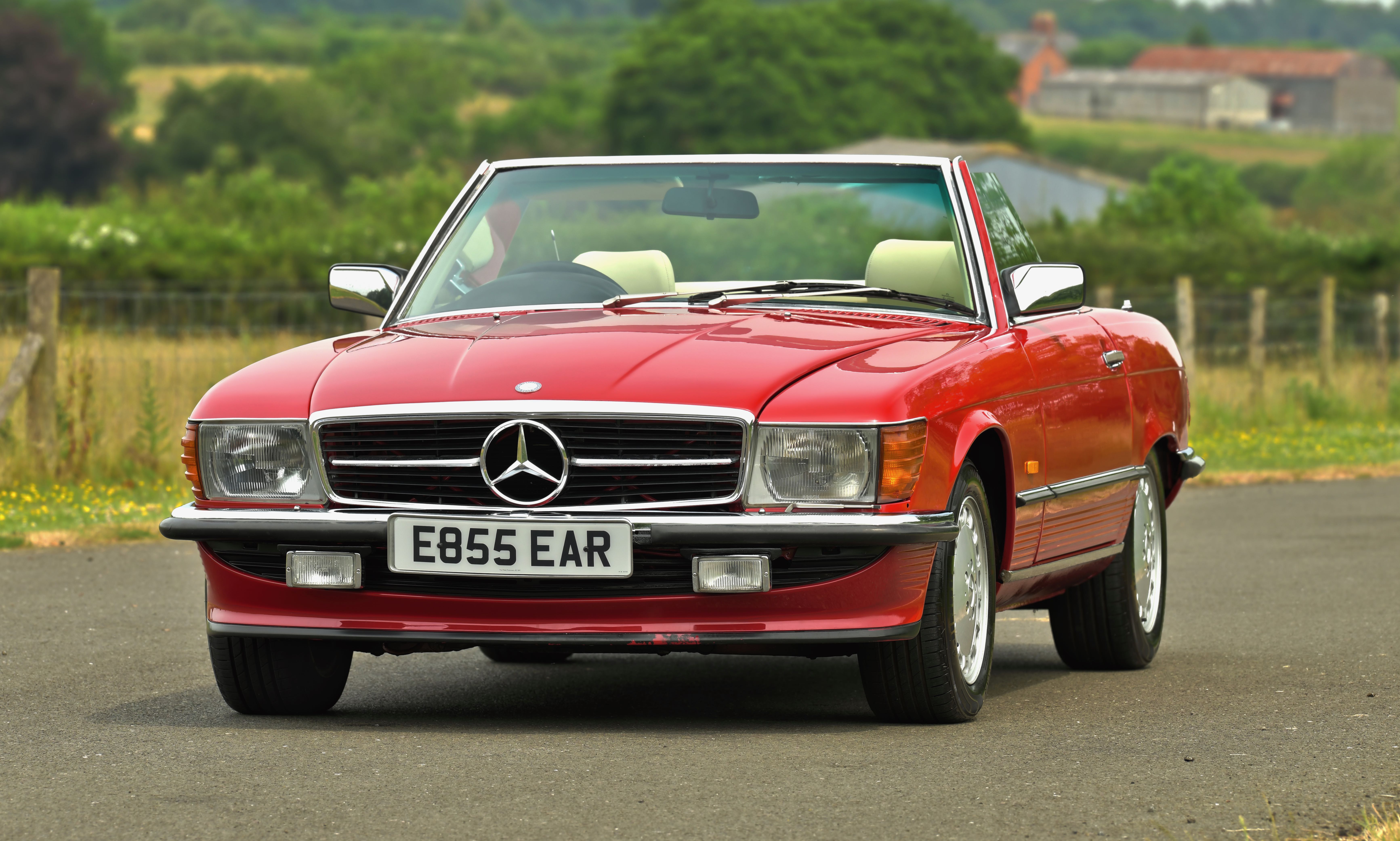 1988 MERCEDES-BENZ (R107) 500 SL