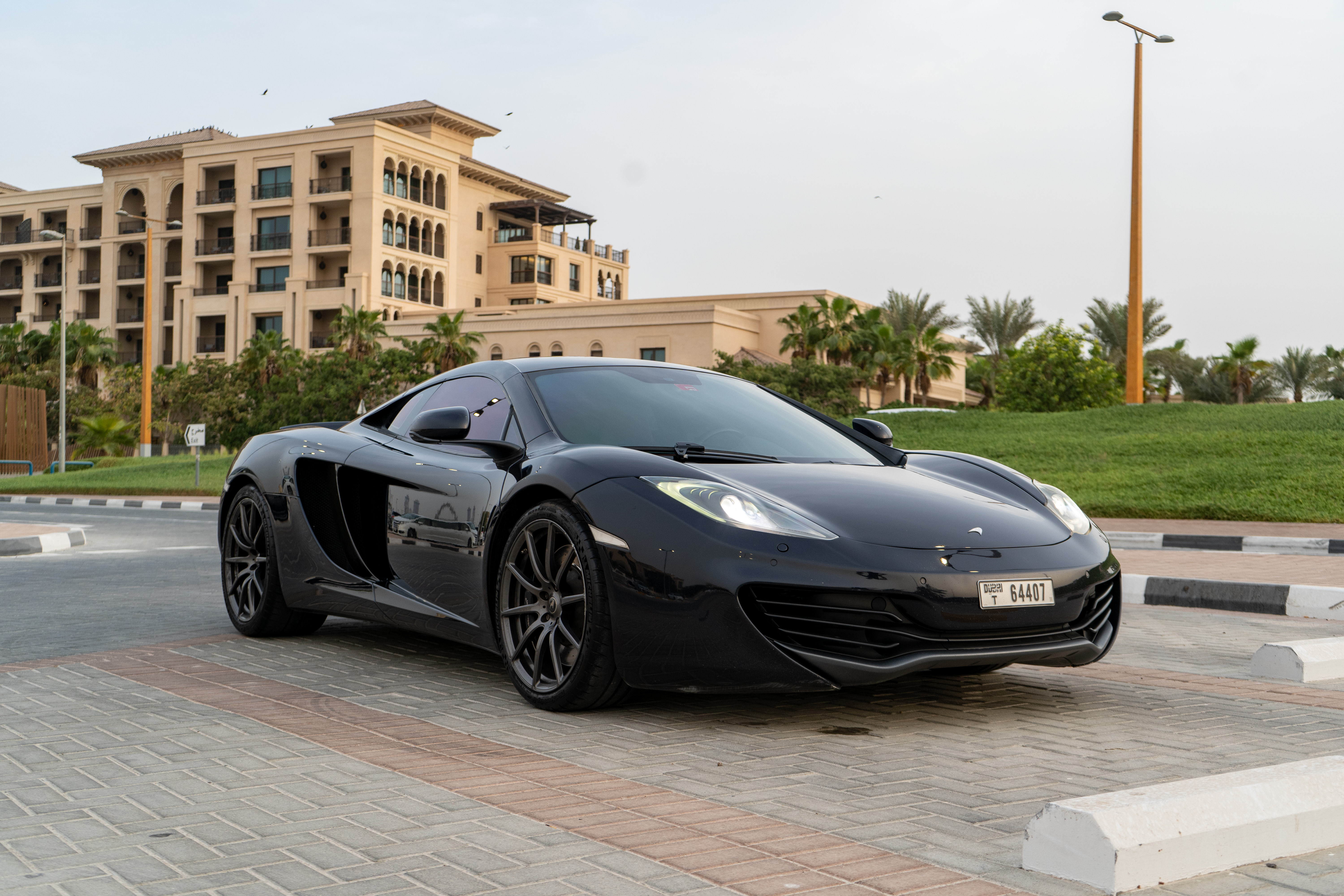 2012 MCLAREN MP4-12C