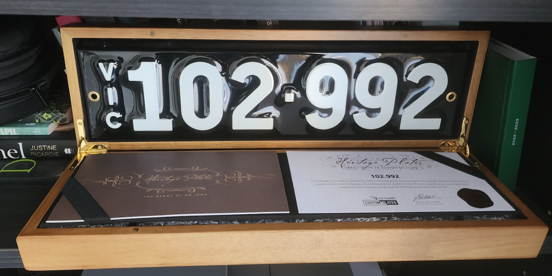 '102 992' VICTORIA HERITAGE NUMBER PLATE for sale in VIC, Australia