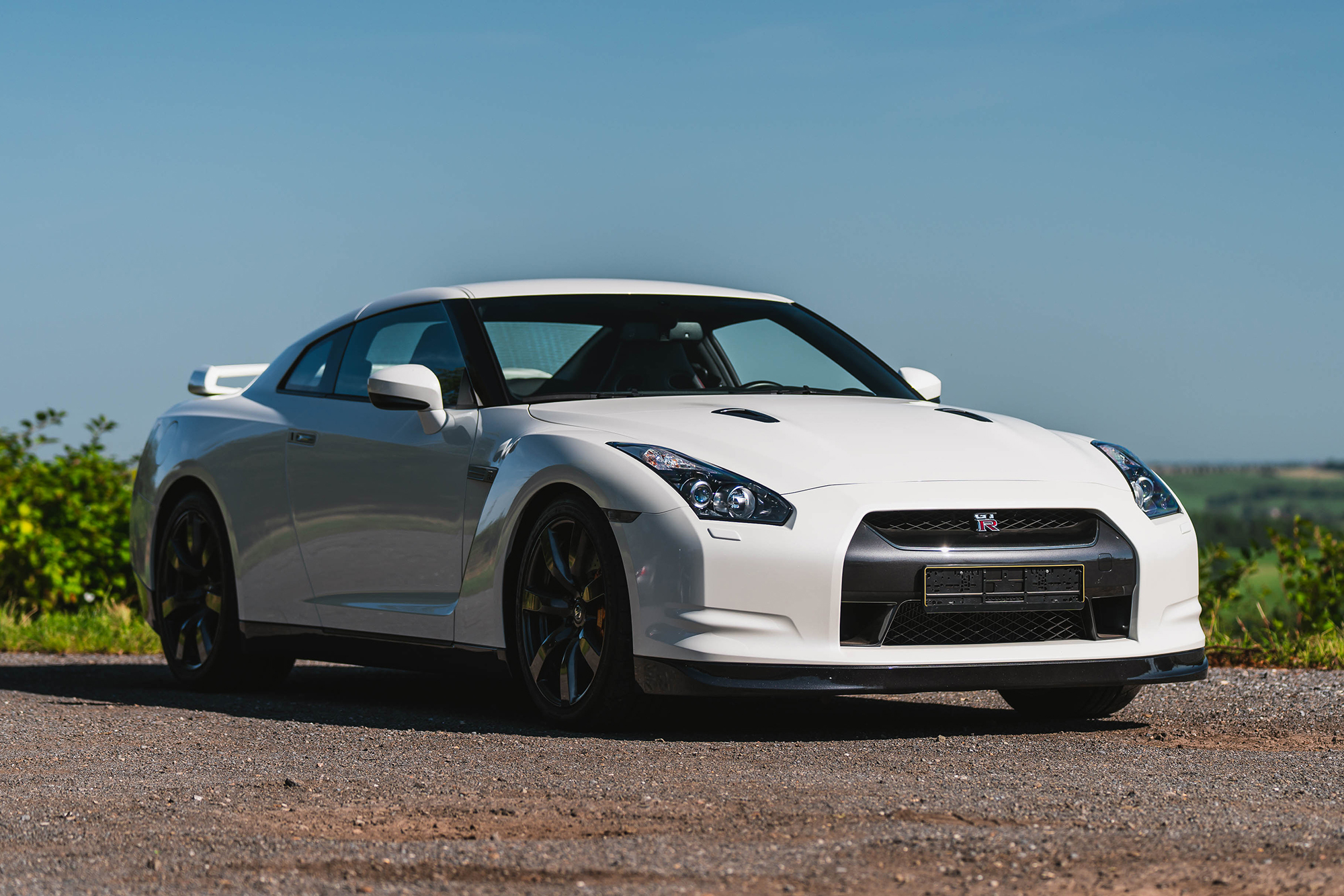 2009 NISSAN (R35) GT-R BLACK EDITION - 570 KM