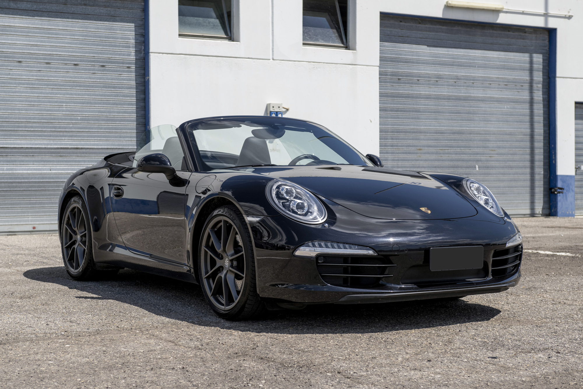 2015 PORSCHE 911 (991) CARRERA CABRIOLET – BLACK EDITION