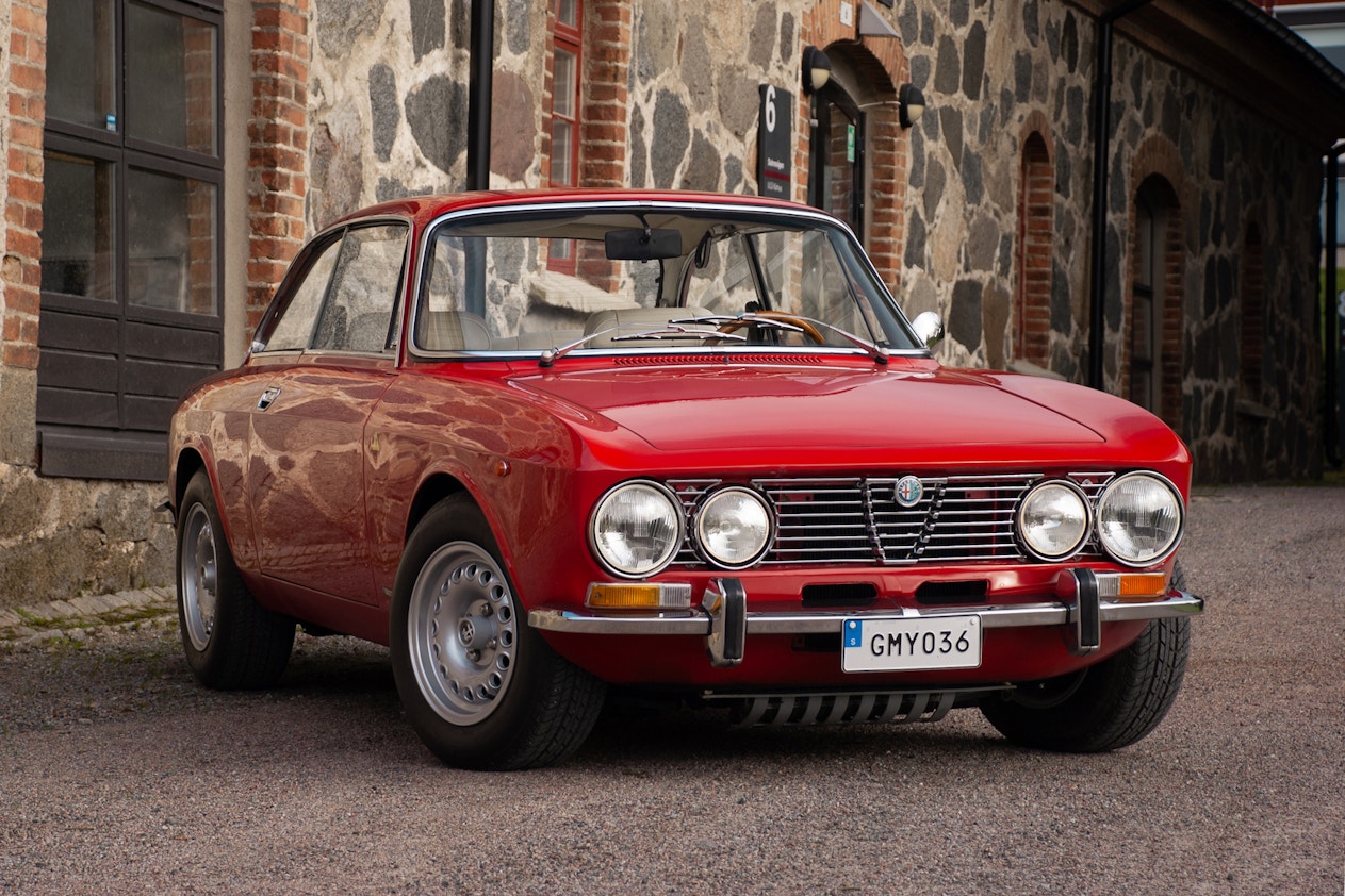 Alfa Romeo Gummidichtung an Tür GT vorn links