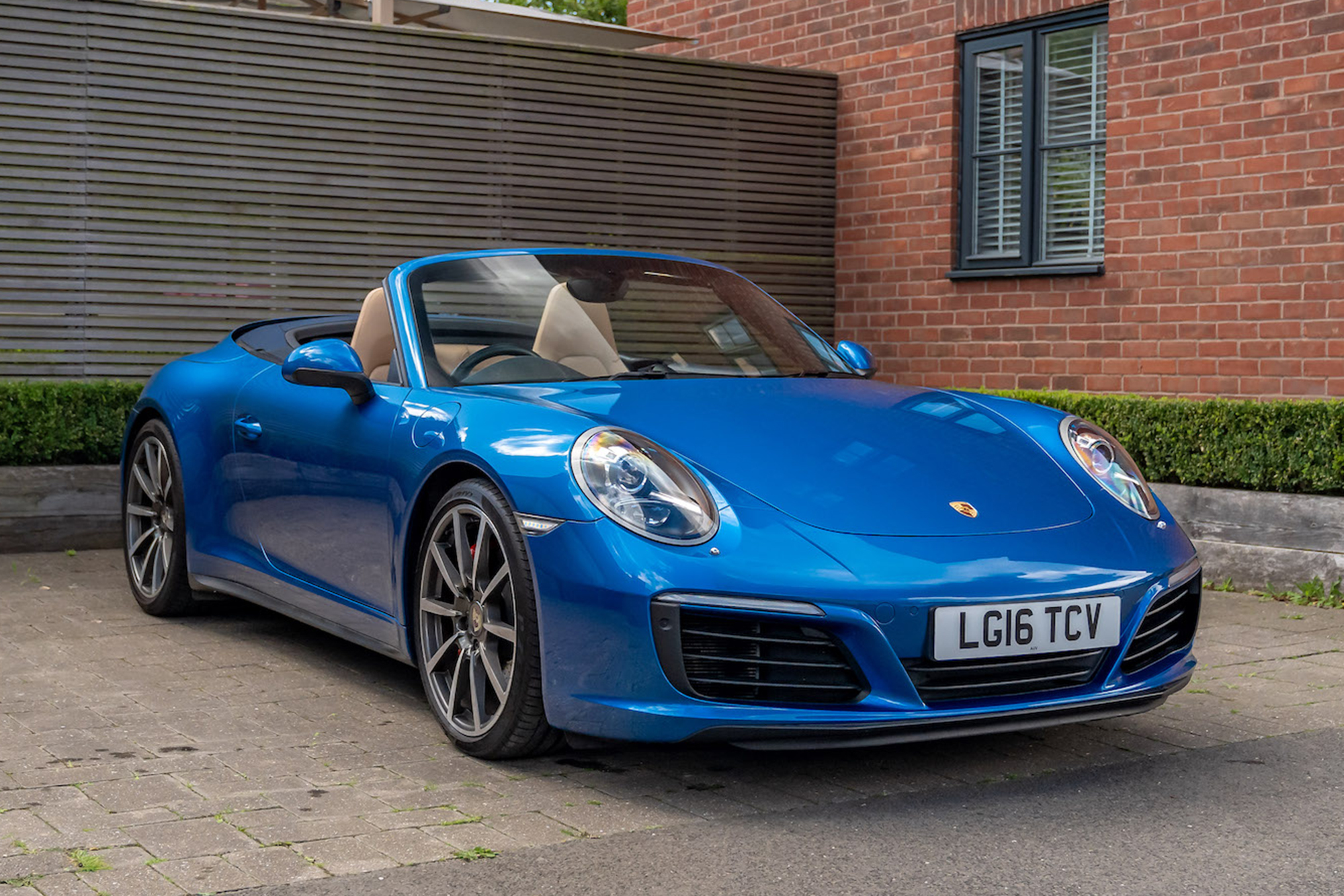 2016 PORSCHE 911 (991.2) CARRERA 4 CABRIOLET