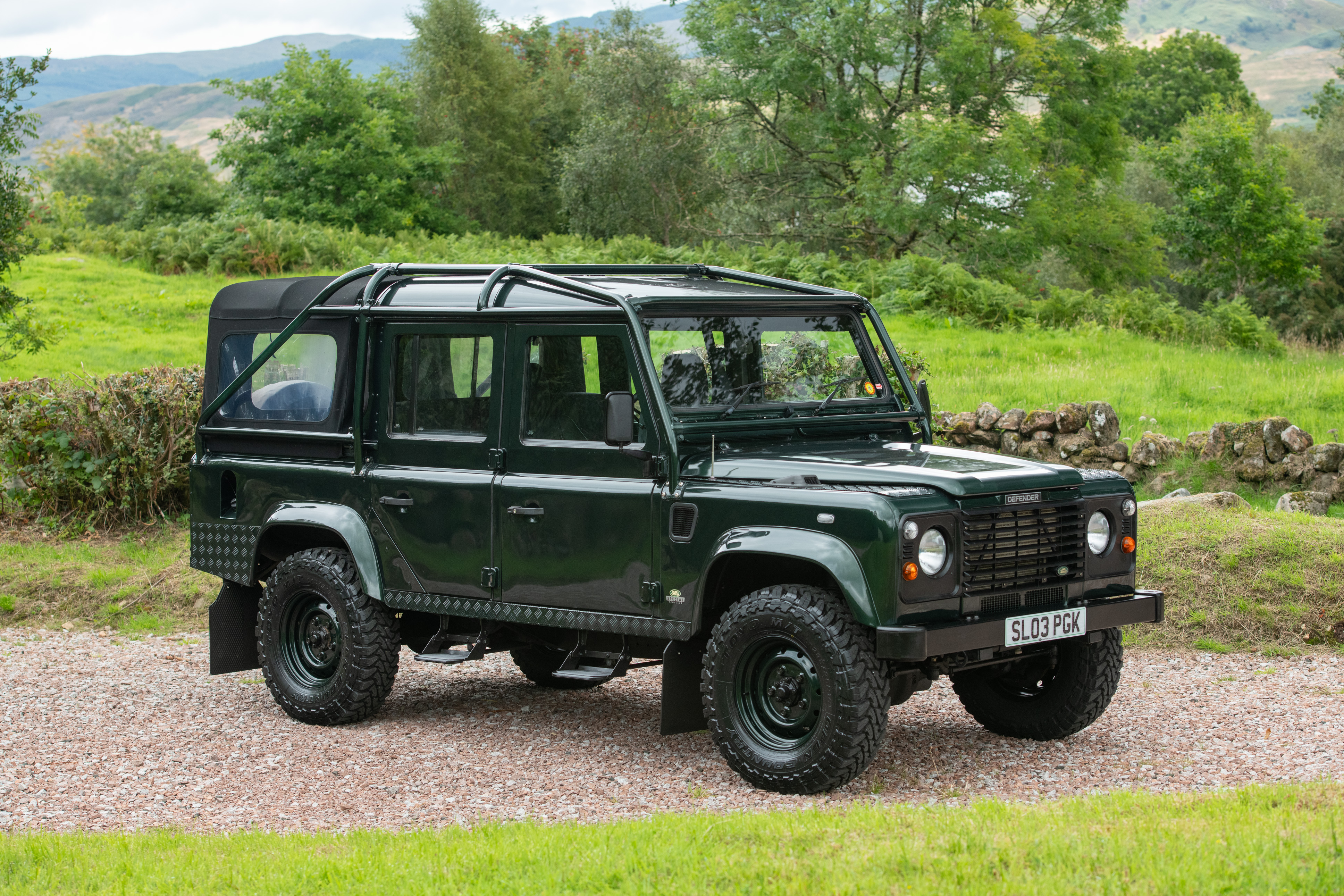 2003 LAND ROVER DEFENDER 110 TD5 DOUBLE CAB PICK UP