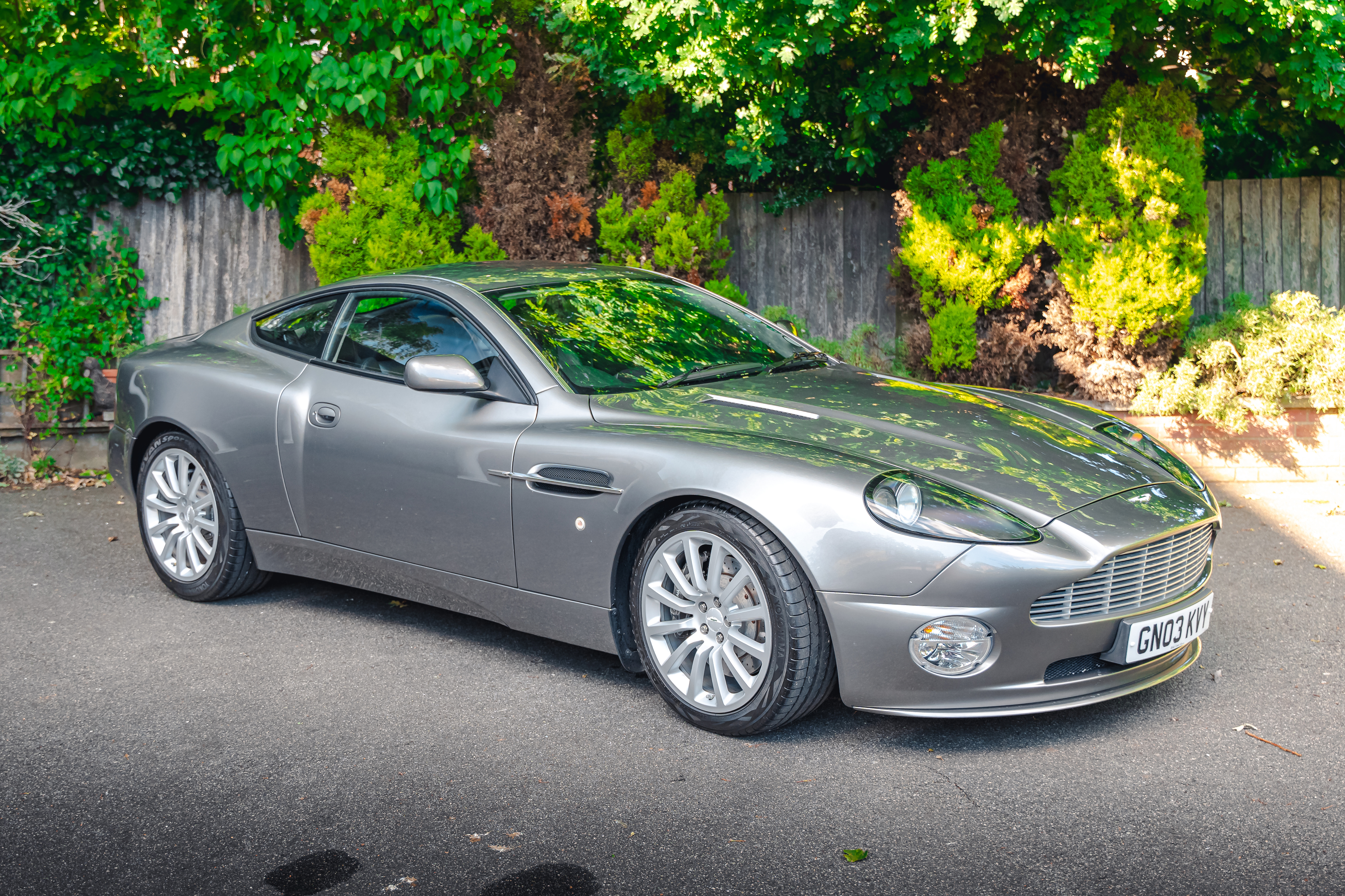 2003 ASTON MARTIN VANQUISH