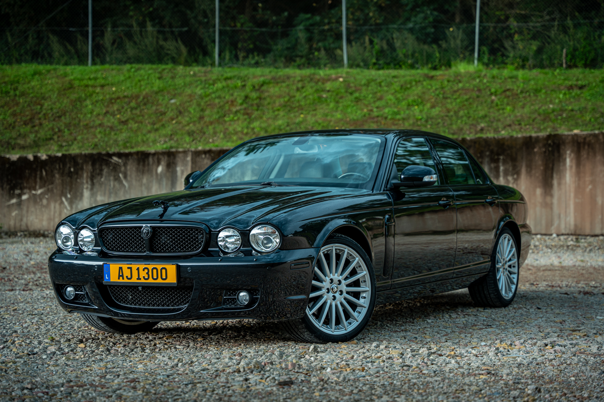 2007 Jaguar XJR - VAT Q