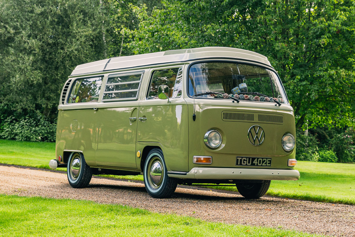 1967 VOLKSWAGEN TYPE 2 (T2) WESTFALIA CAMPERVAN