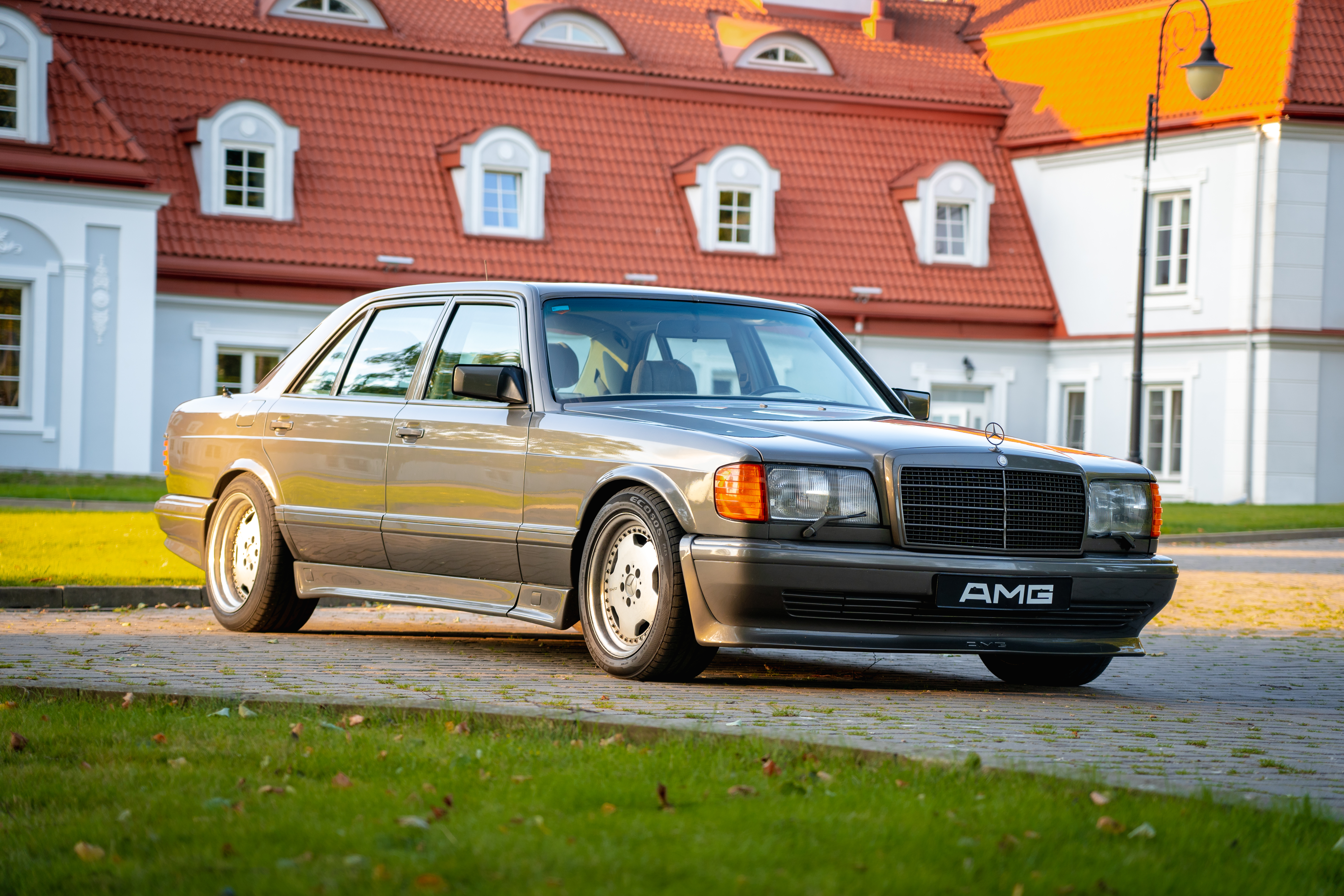 1987 MERCEDES-BENZ (W126) 560 SEL - 5.0 ENGINE